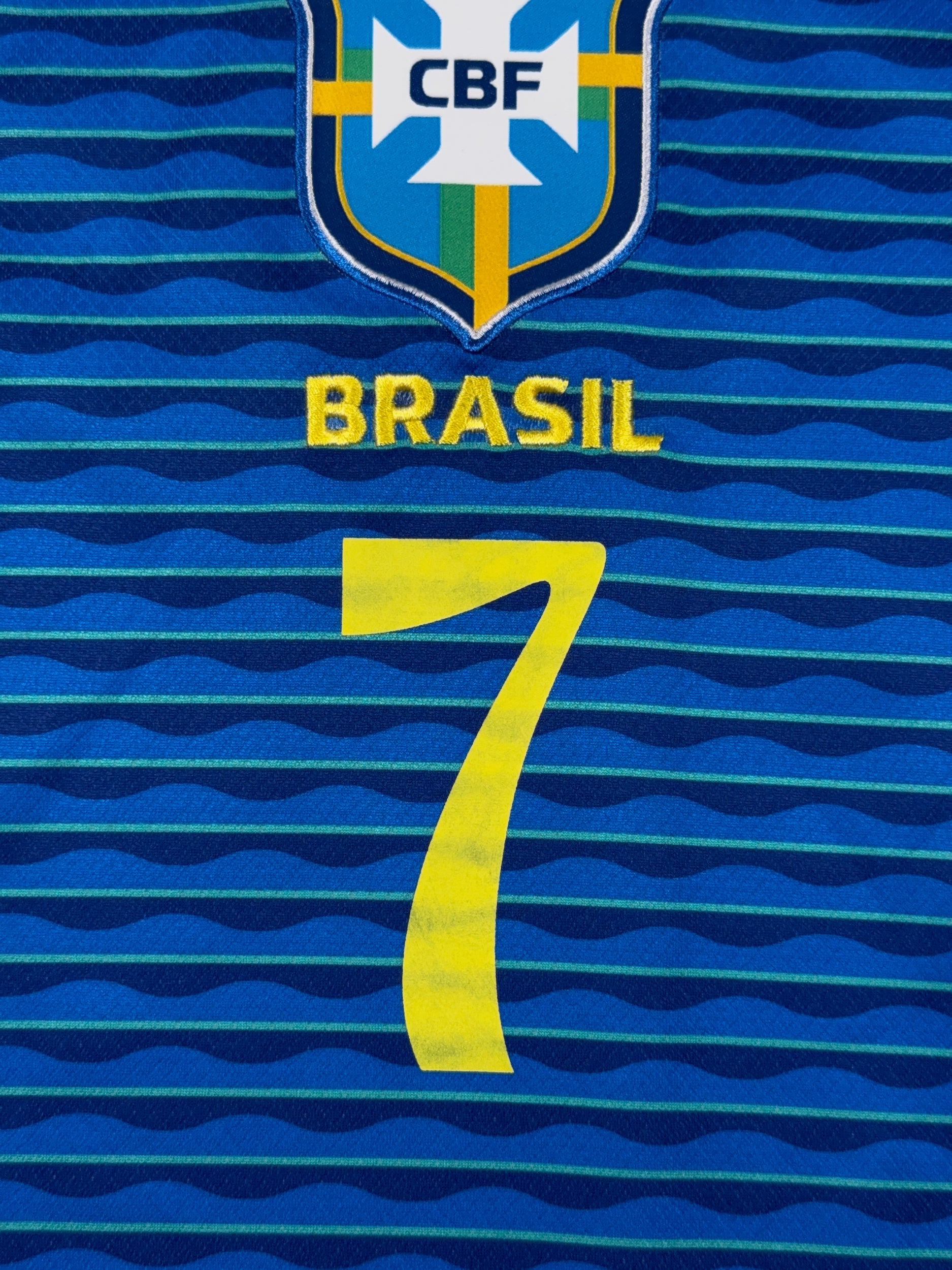 Brazil 2024/25 Vinicius Jr #7 Away Shirt - XL