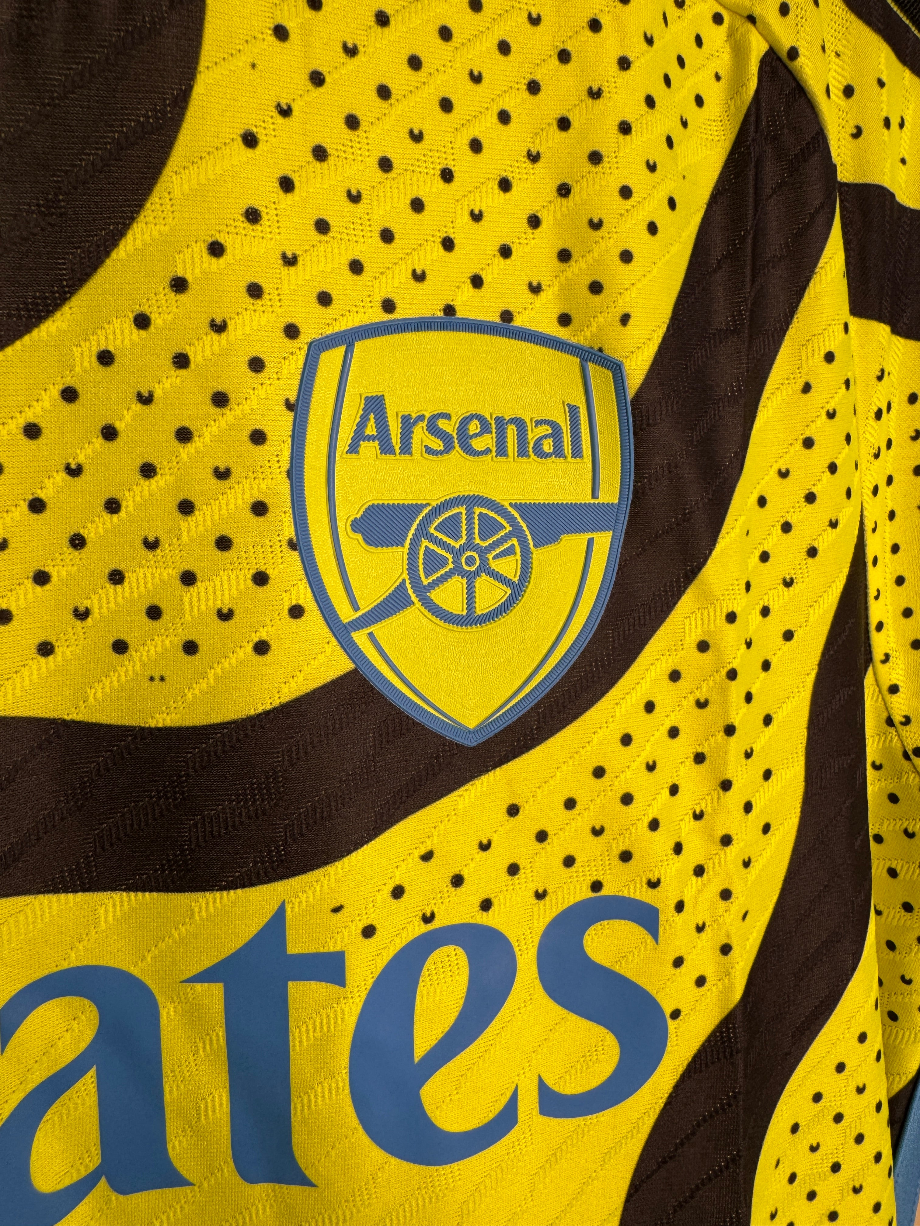 Arsenal 2023/24 Away Shirt | Retro Screamers