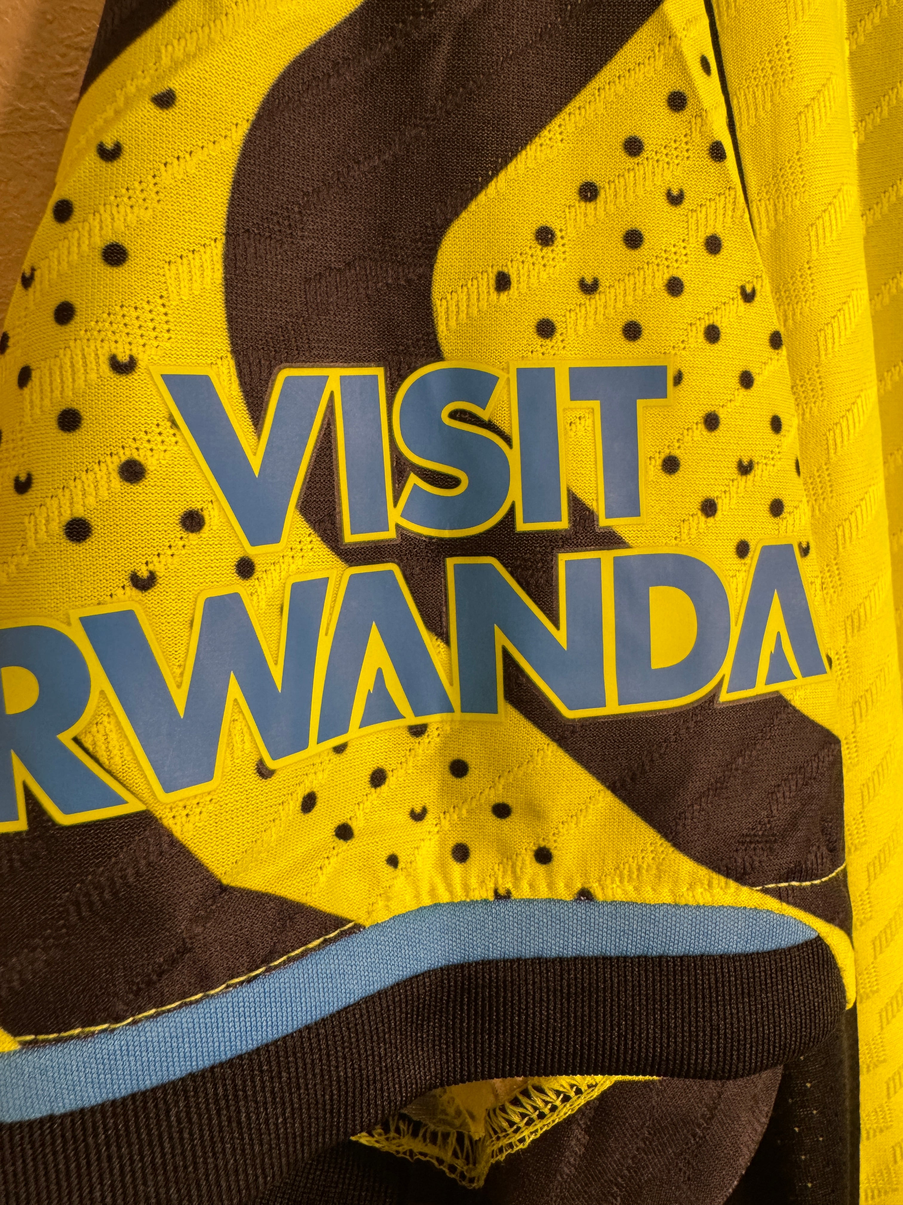 Arsenal 2023/24 Away Shirt | Retro Screamers