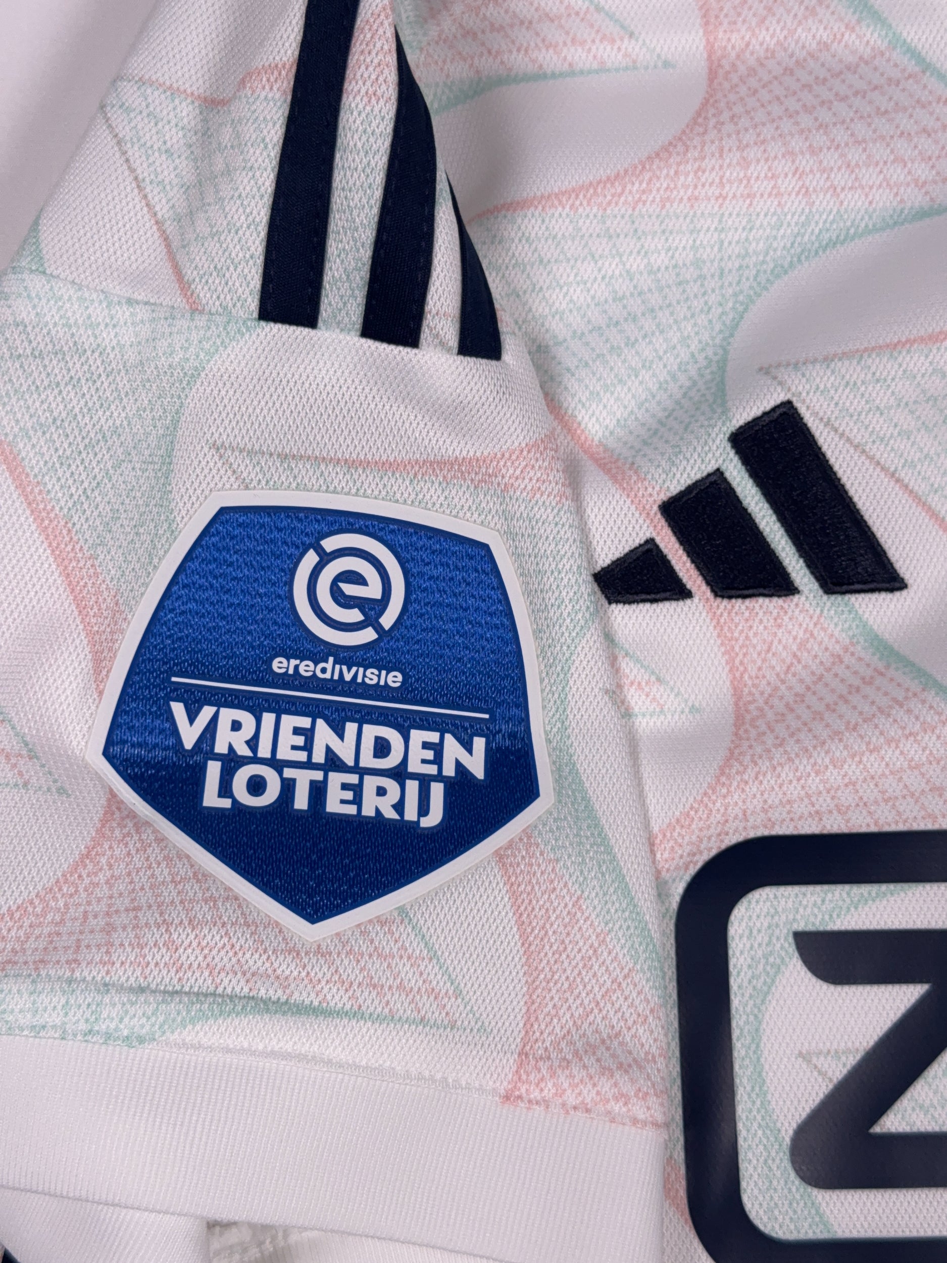 Ajax 2023/24 Kenneth Taylor #8 Away Shirt - M