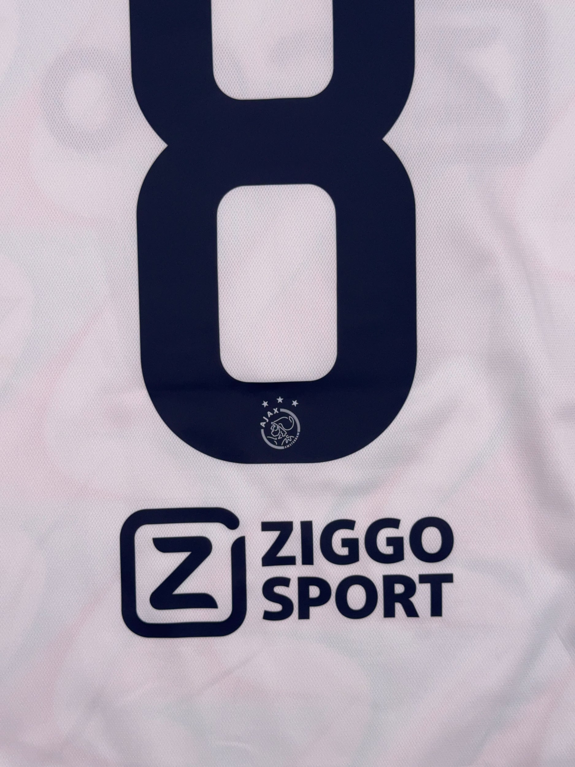 Ajax 2023/24 Kenneth Taylor #8 Away Shirt - M