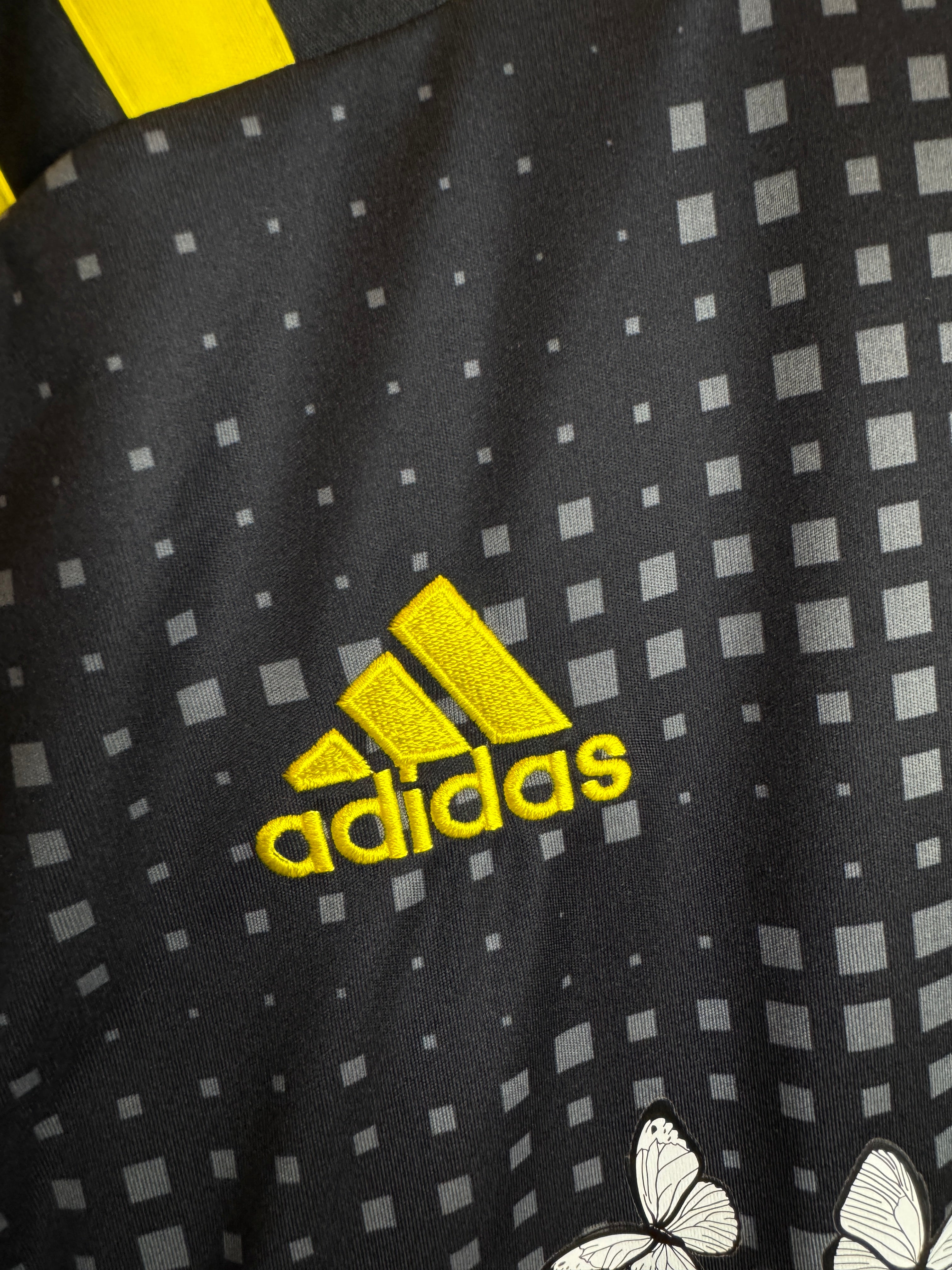 Columbus Crew 2020/22 Away Shirt | Retro Screamers