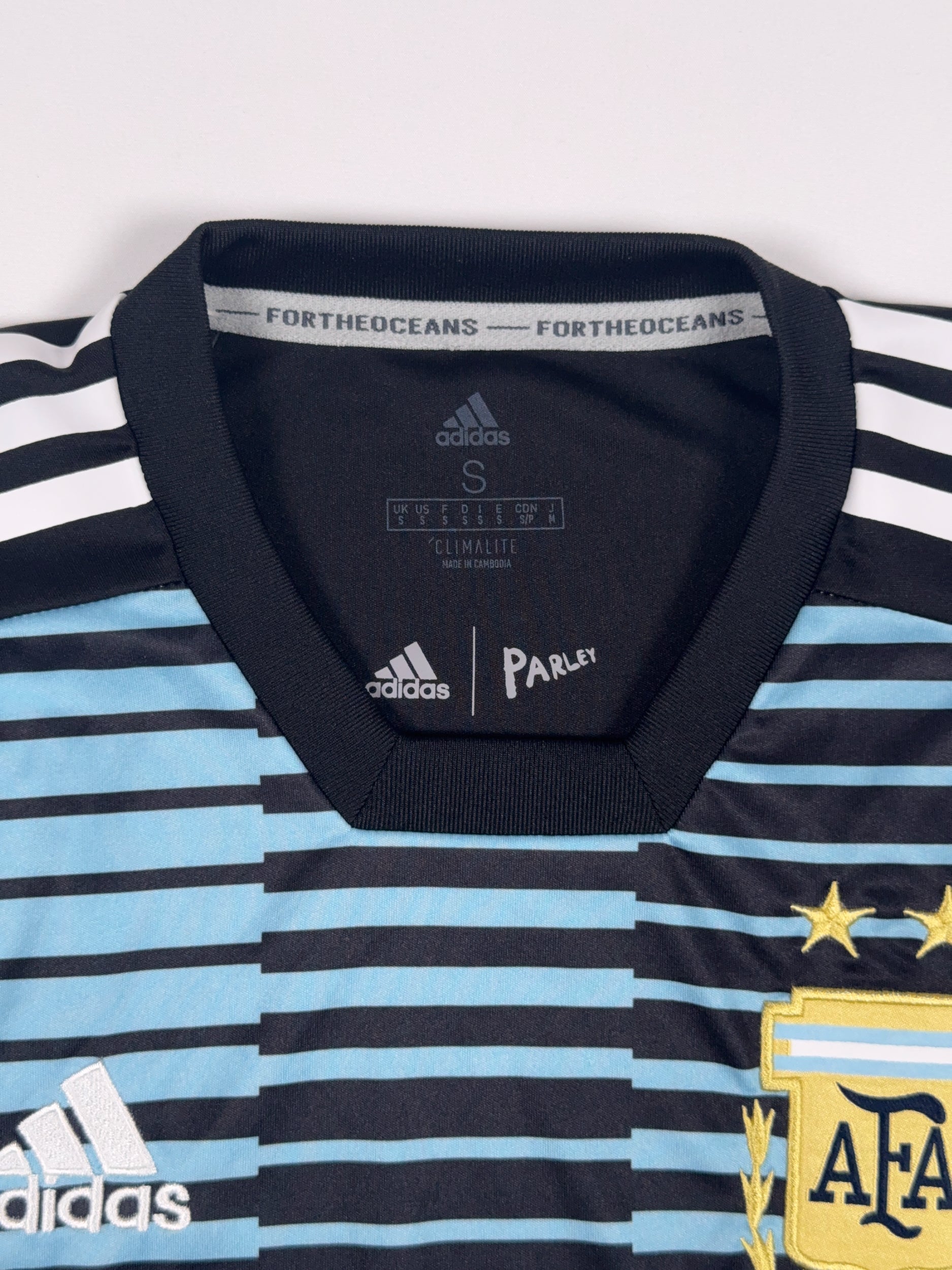 Argentina 2018/19 Prematch Shirt - S