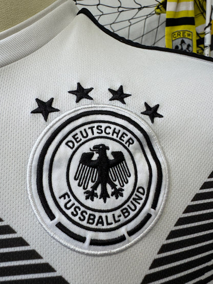 Germany 2018 Home - S