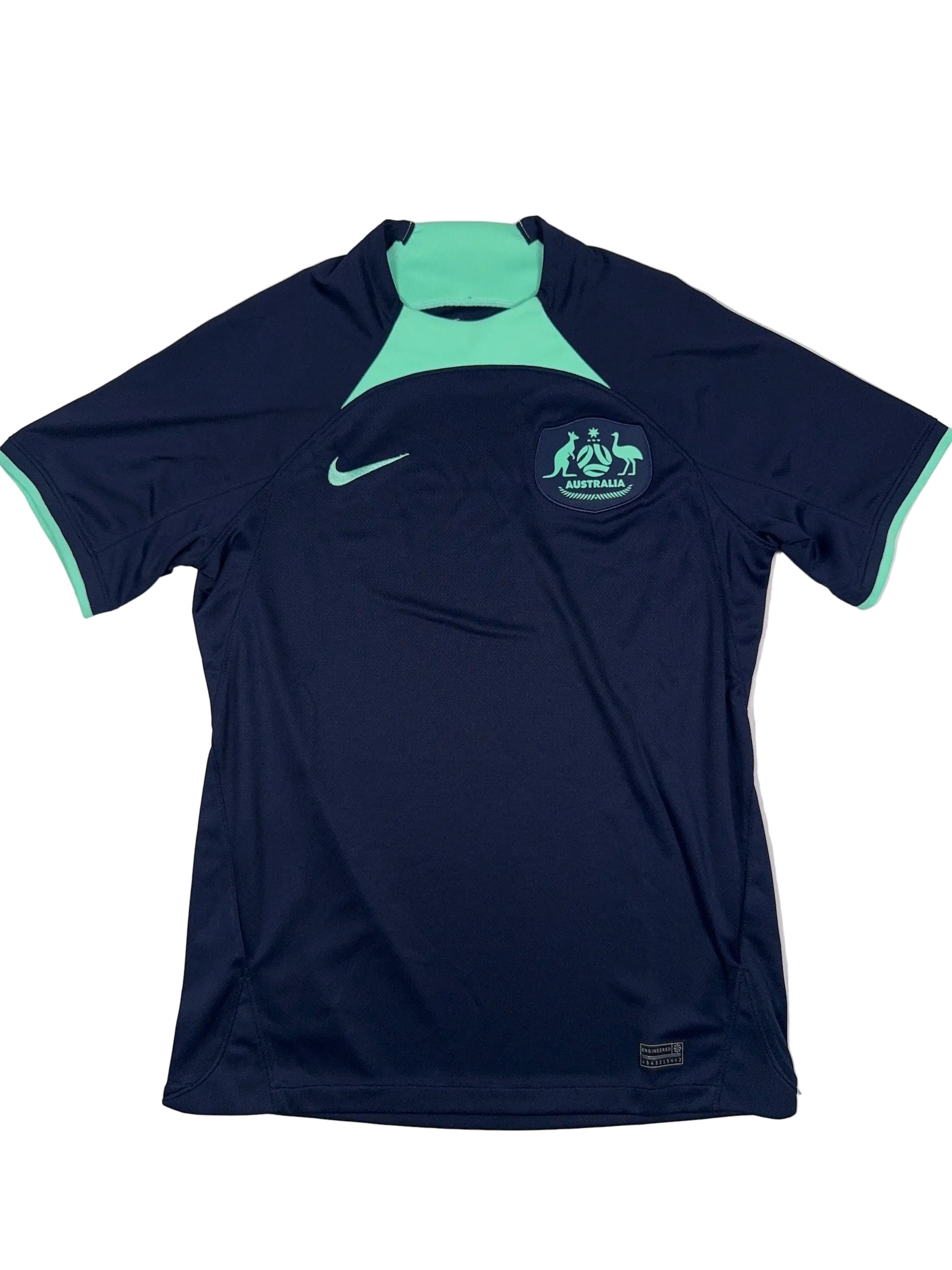 Australia 2022/23 Away Shirt - M
