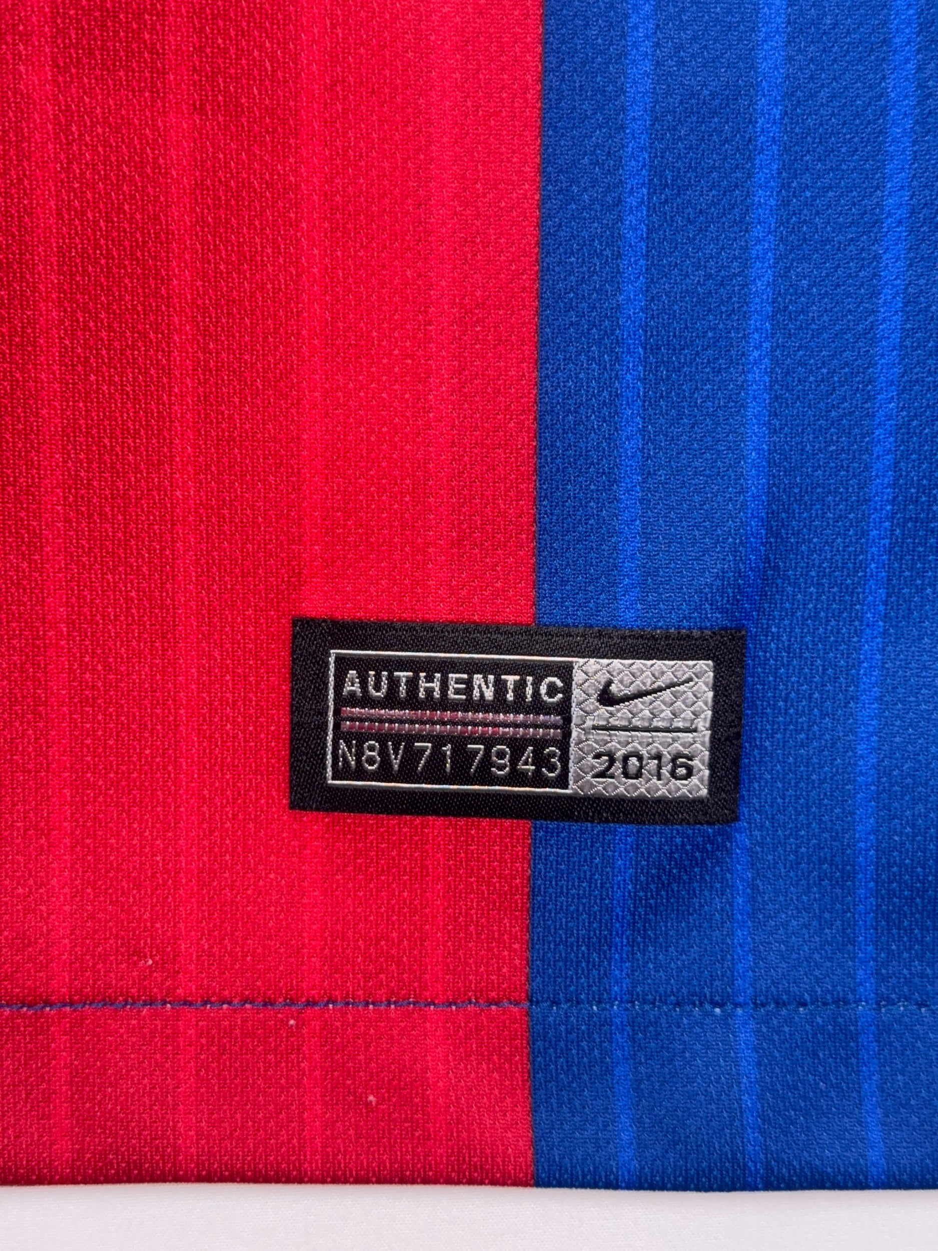 Barcelona 2016/17 Gerard Pique #3 Home Shirt - L