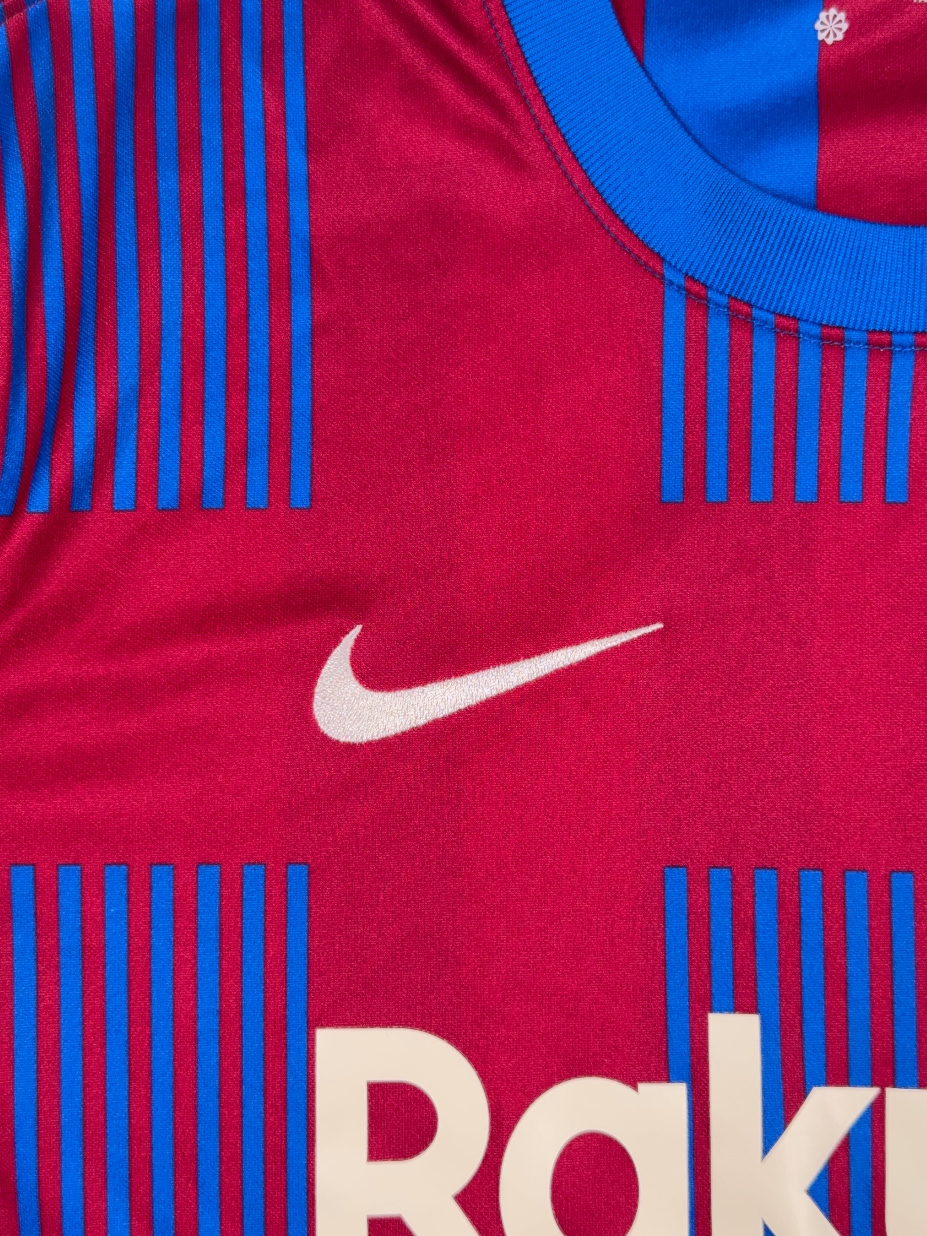 Barcelona 2021/22 Home Shirt - L