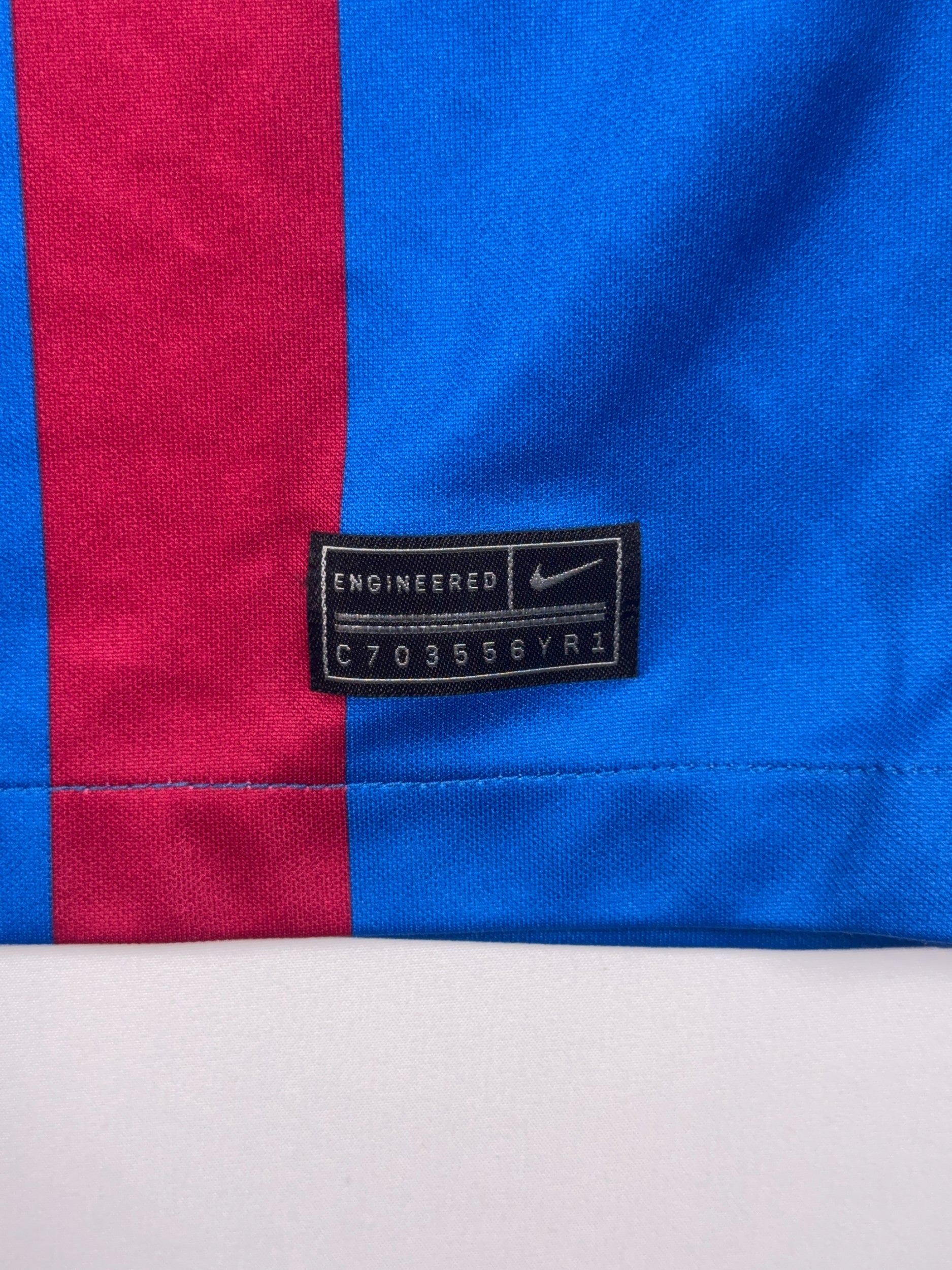 Barcelona 2021/22 Home Shirt - L