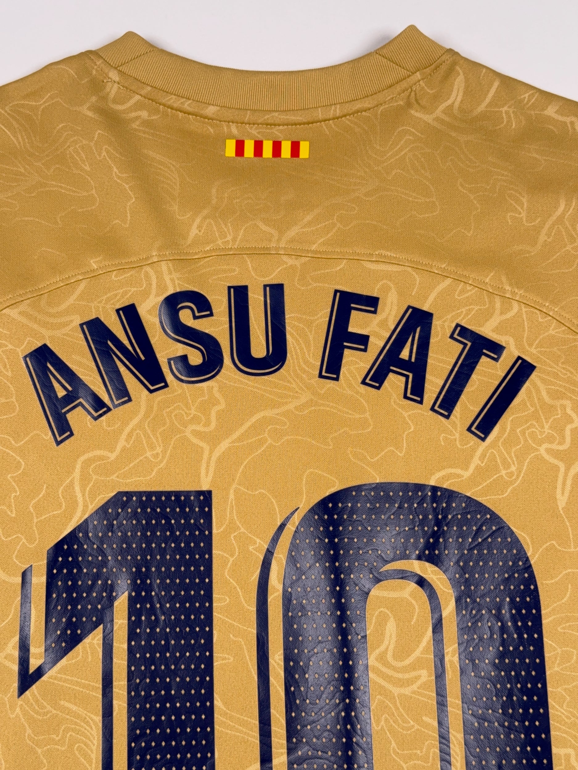 Barcelona 2022/23 Ansu Fati #10 Away Shirt - M