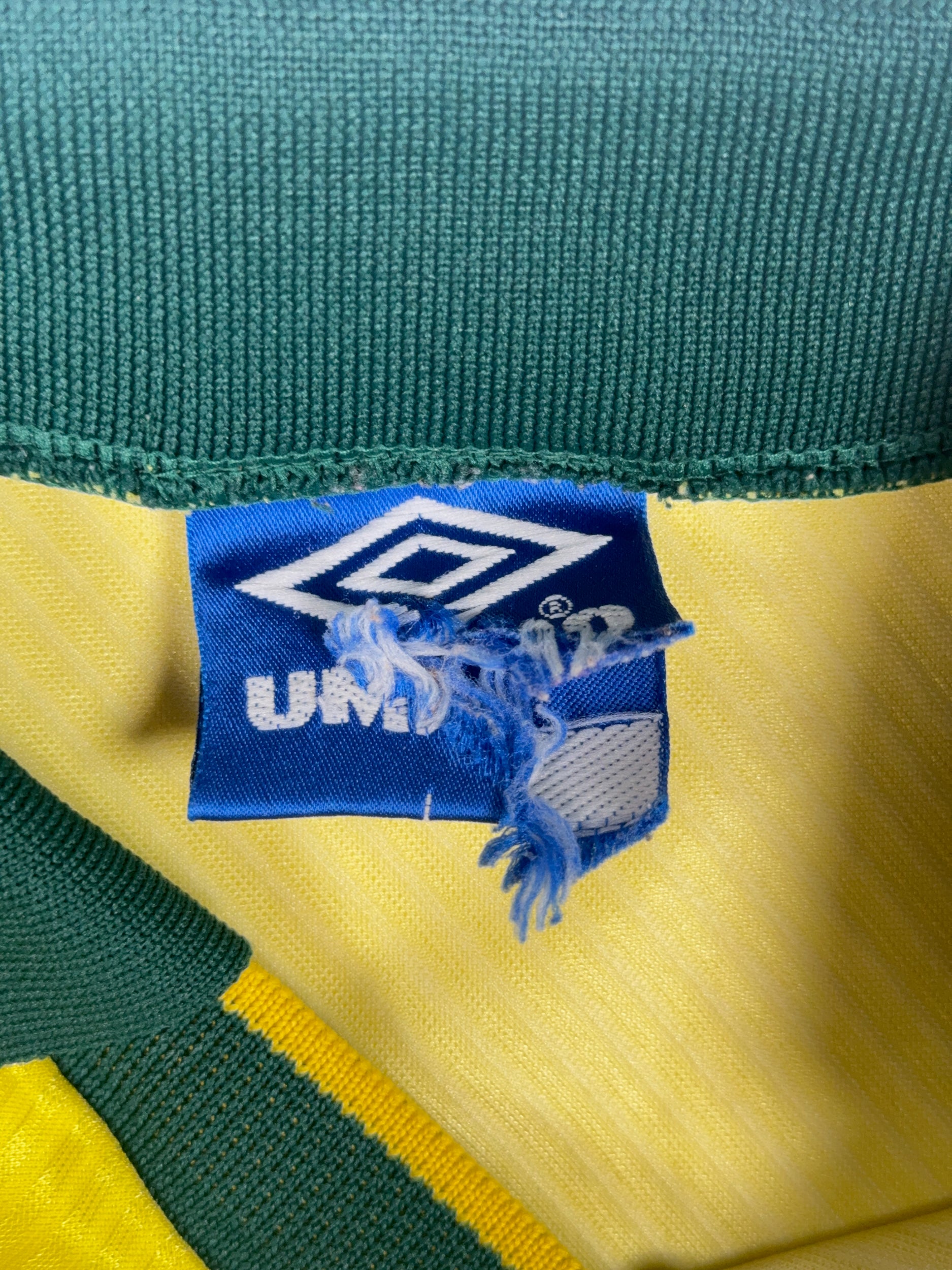 Brazil 1994/95 Home Shirt - L
