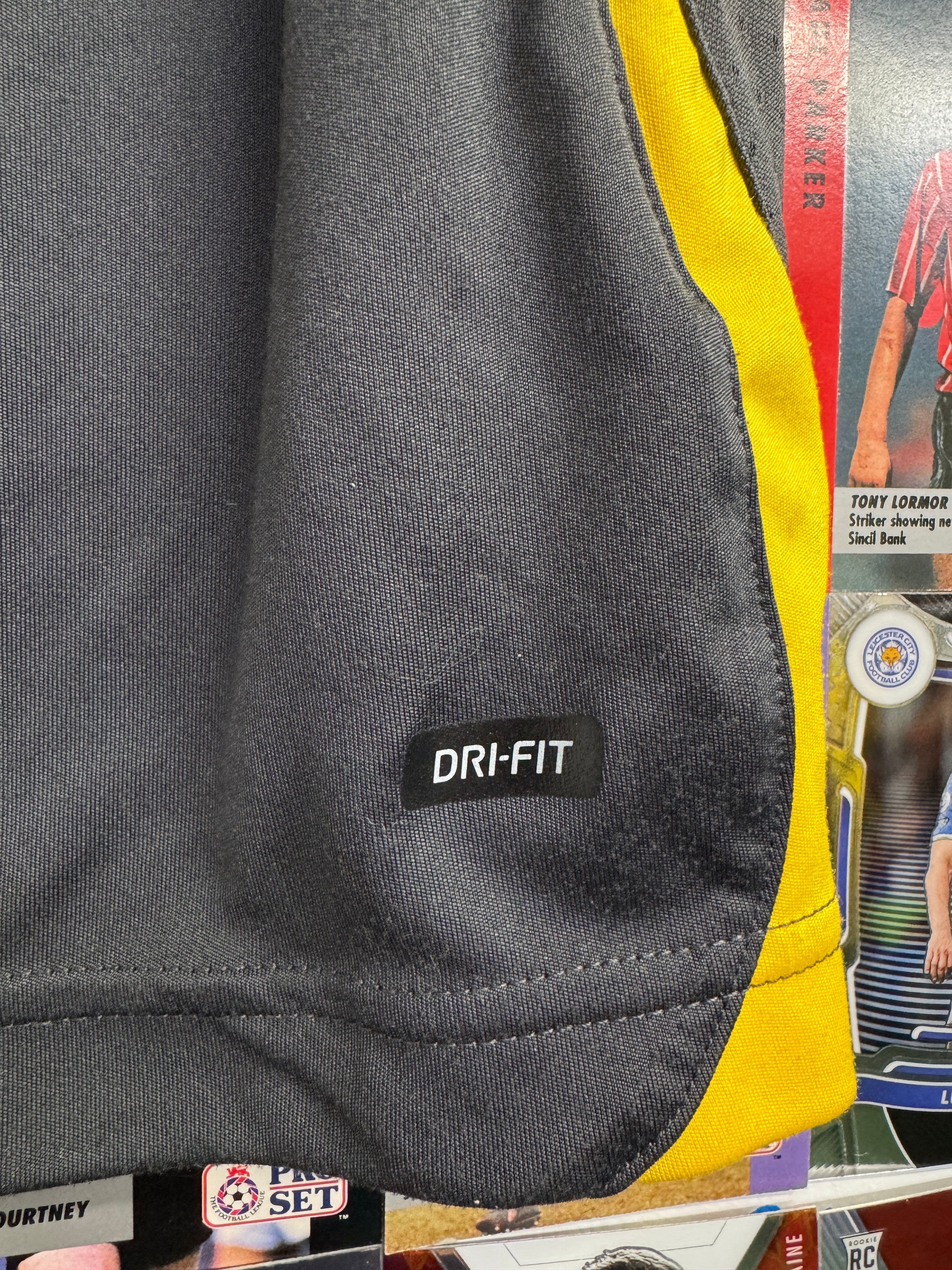 Arsenal 2004/05 T90 Training Shirt | Retro Screamers