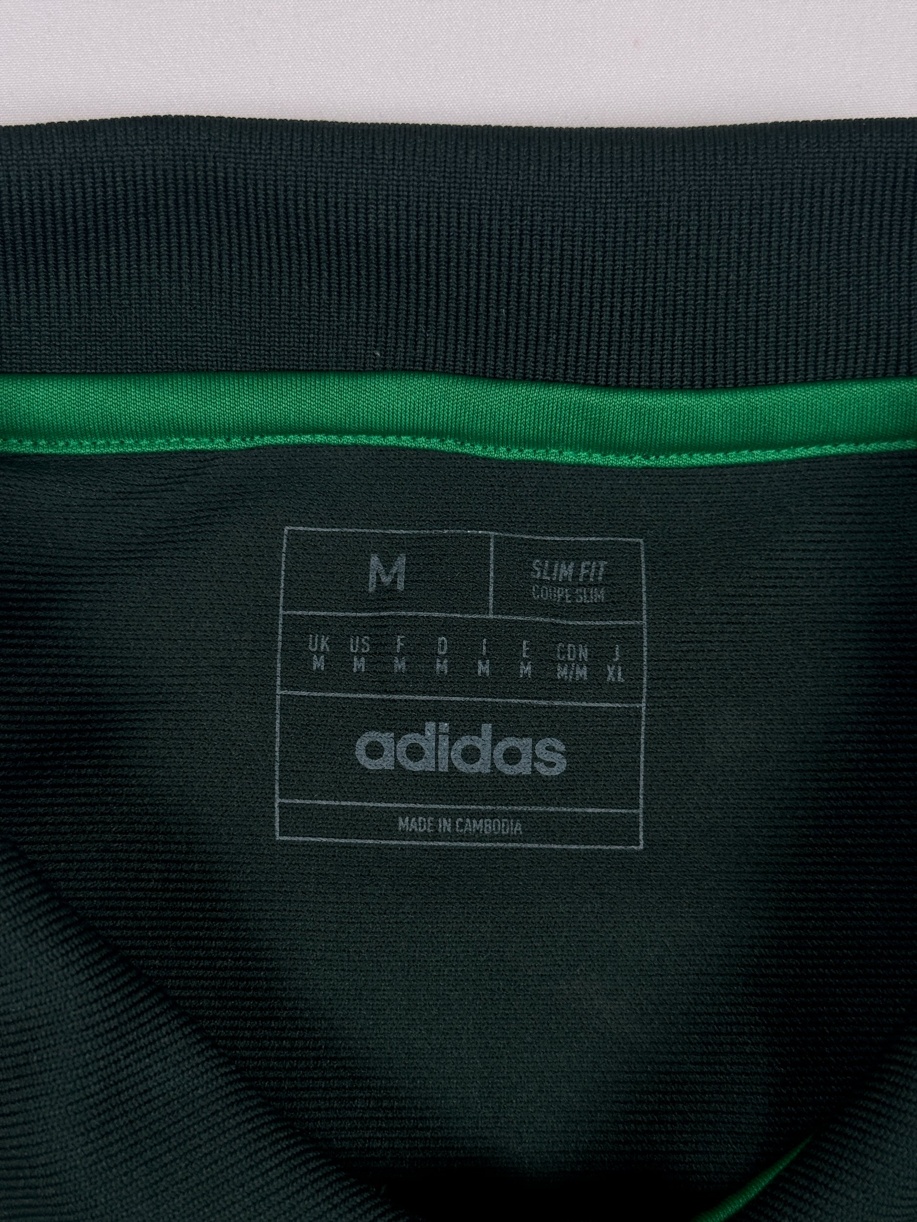 Celtic 2022/23 Fourth Shirt - M
