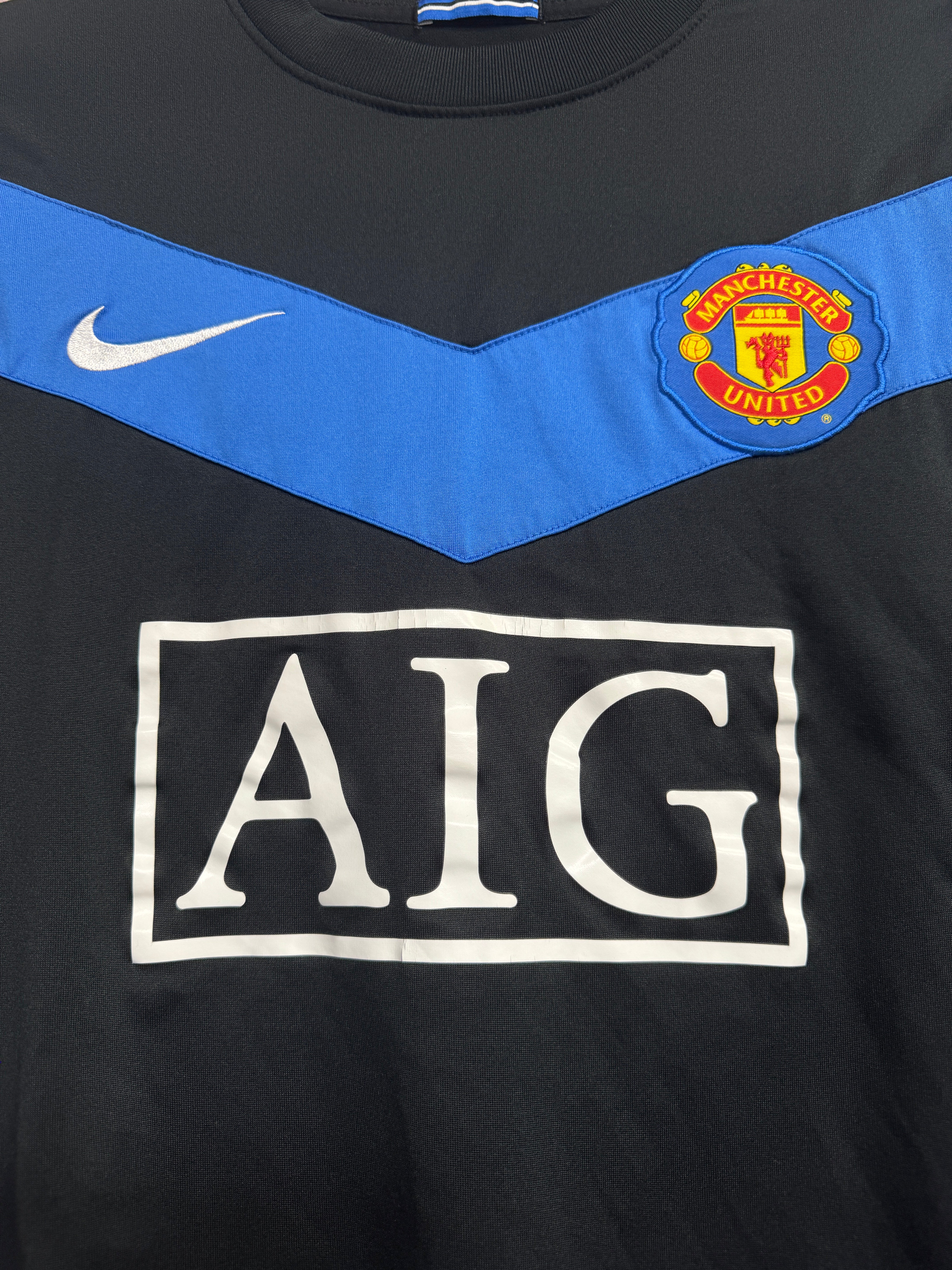 Manchester United 2009/10 Dimitar Berbatov #9 Longsleeve Away Shirt | Retro Screamers