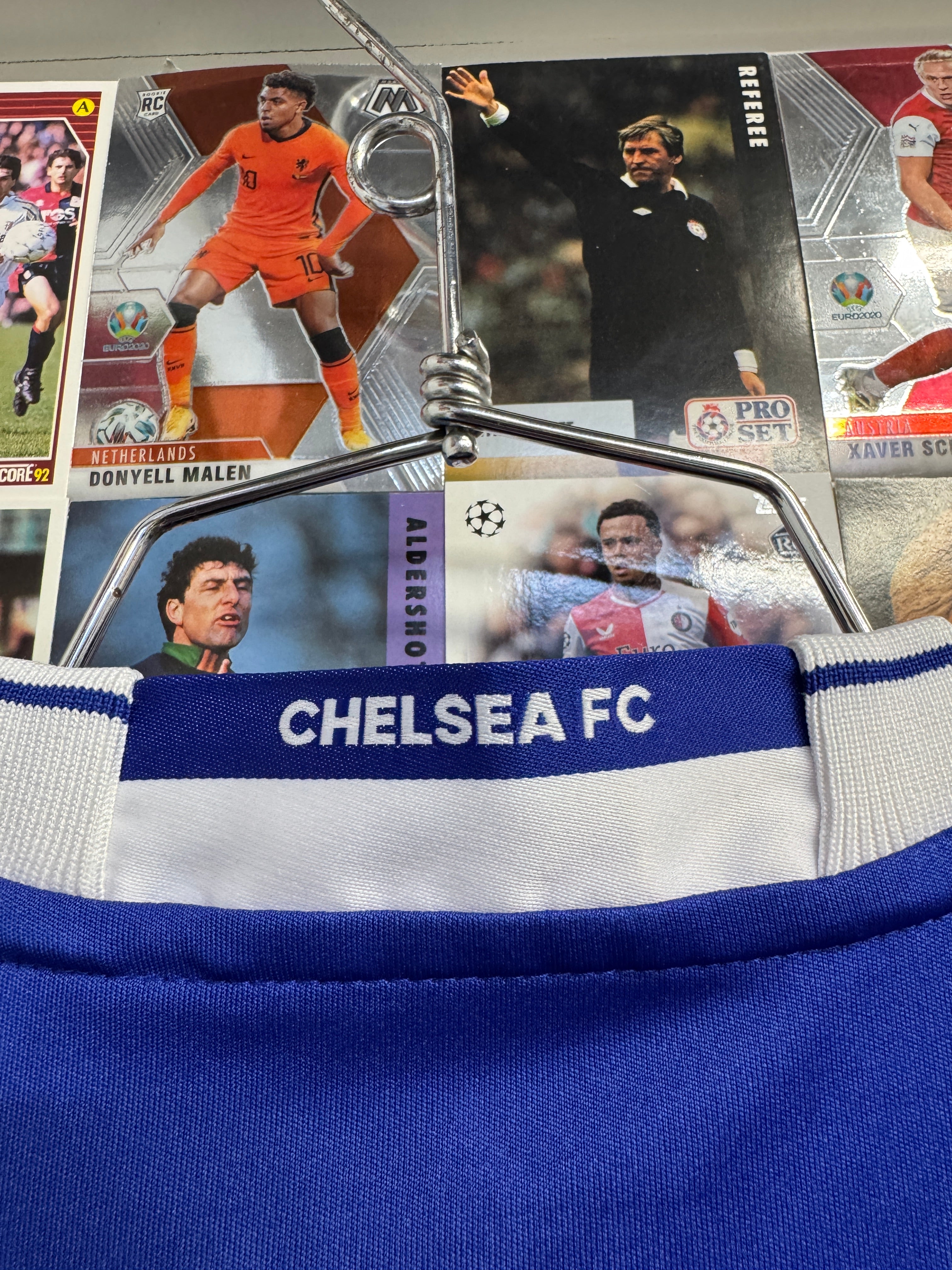 Chelsea 2016/17 Eden Hazard #10 Home Shirt | Retro Screamers