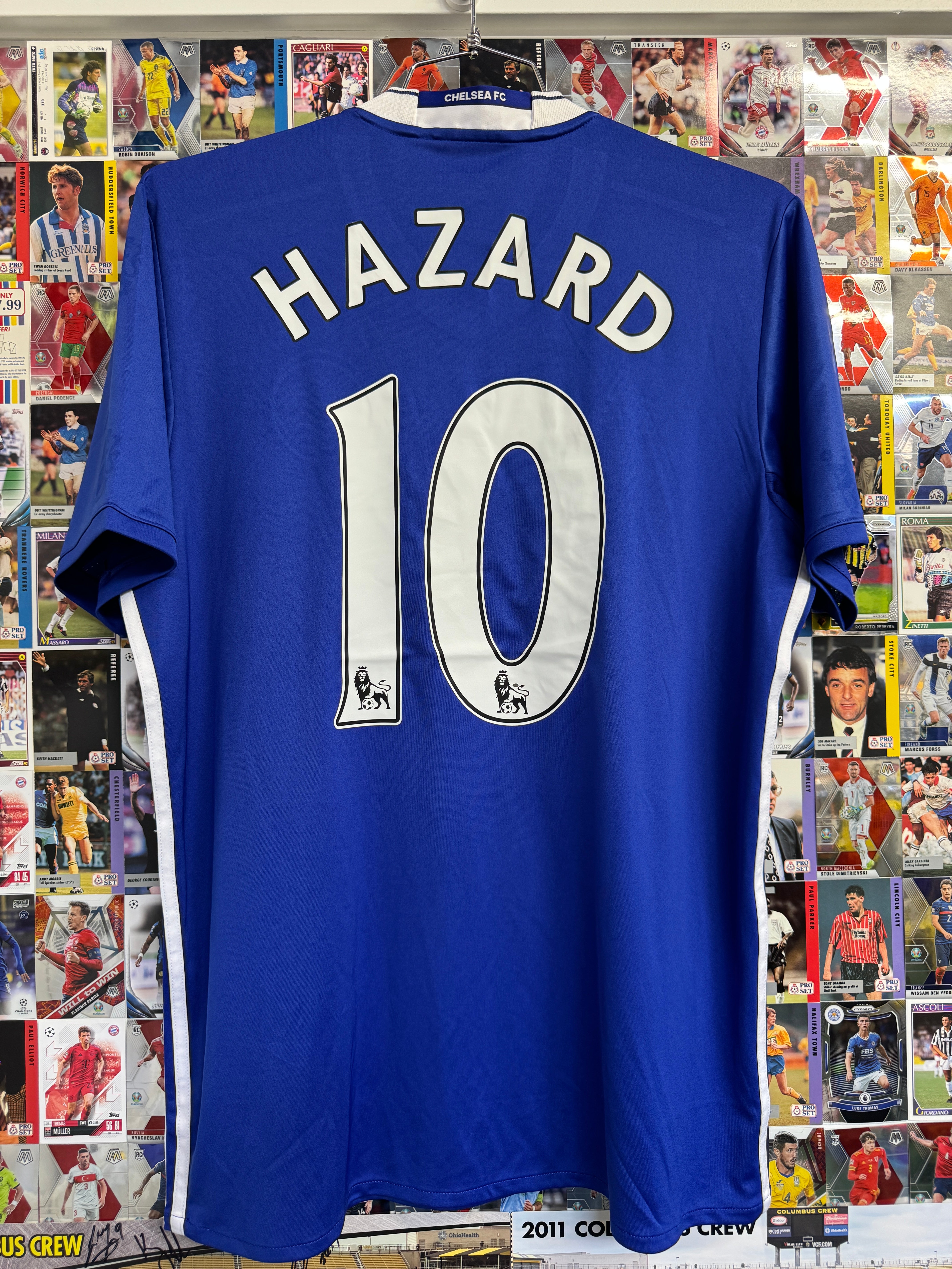 Chelsea 2016/17 Eden Hazard #10 Home Shirt | Retro Screamers