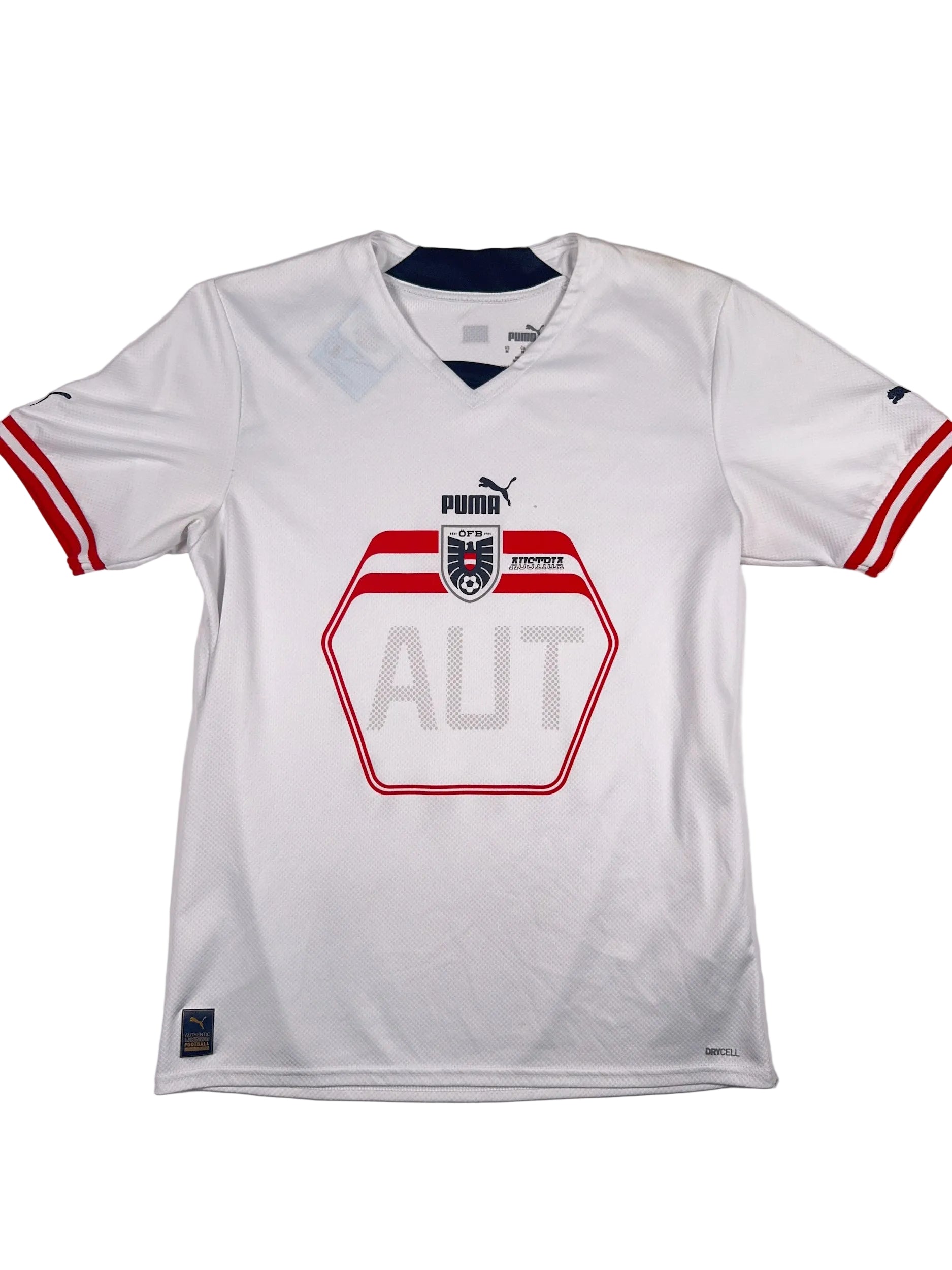 Austria 2022/23 Away Shirt - M