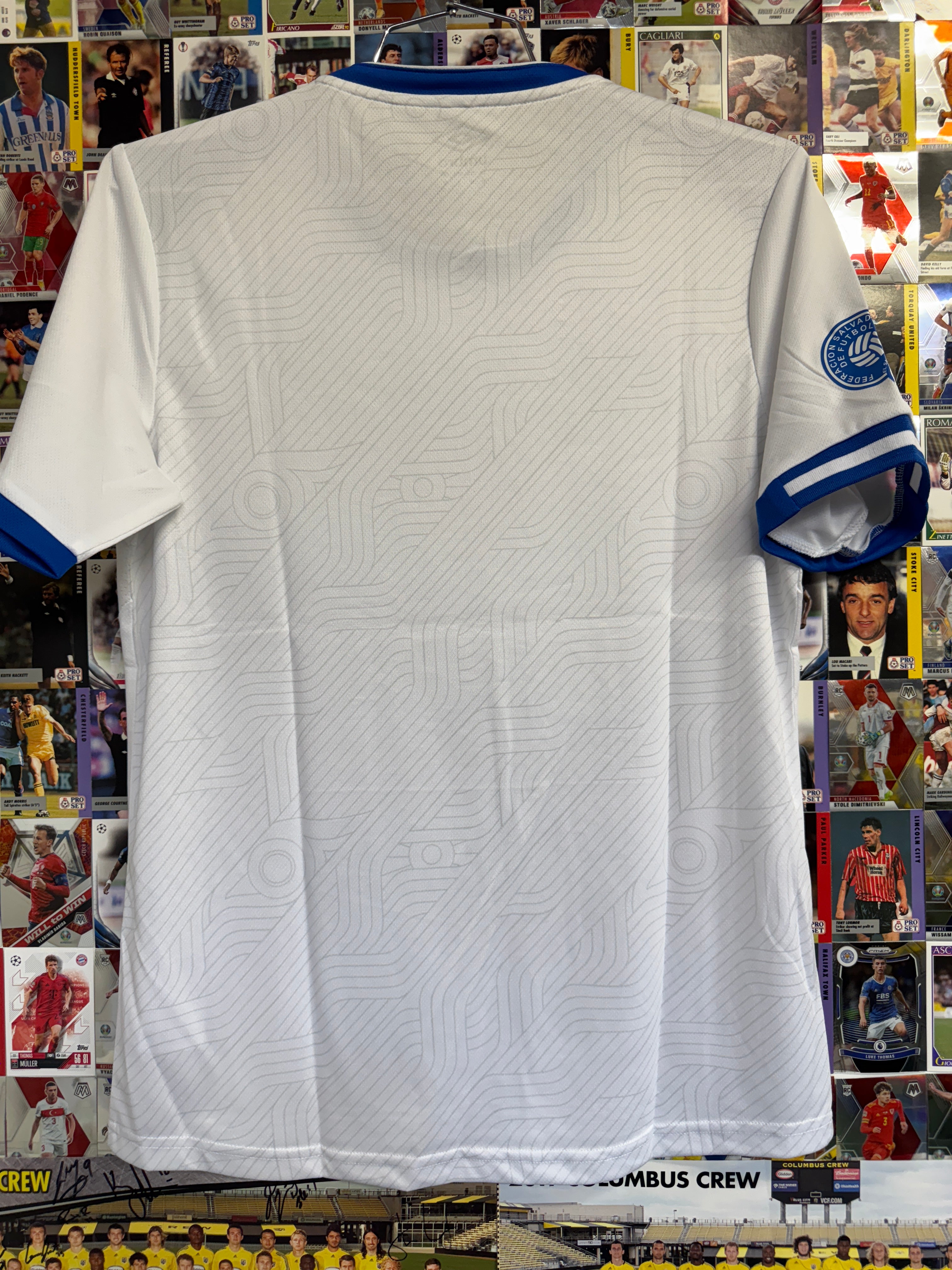 El Salvador 2017/18 Away Shirt | Retro Screamers