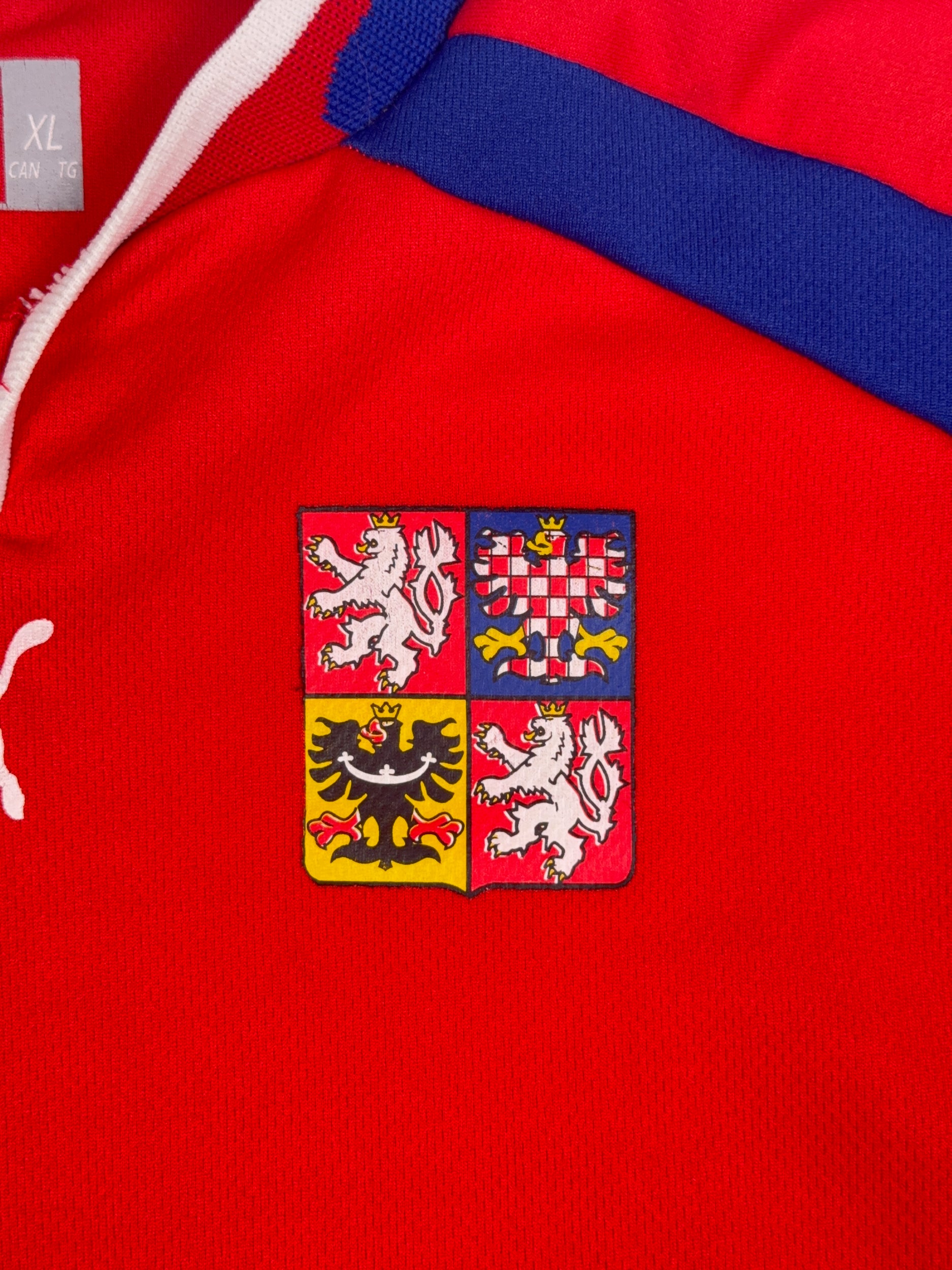 Czech Republic 2000/01 Home Shirt - XL