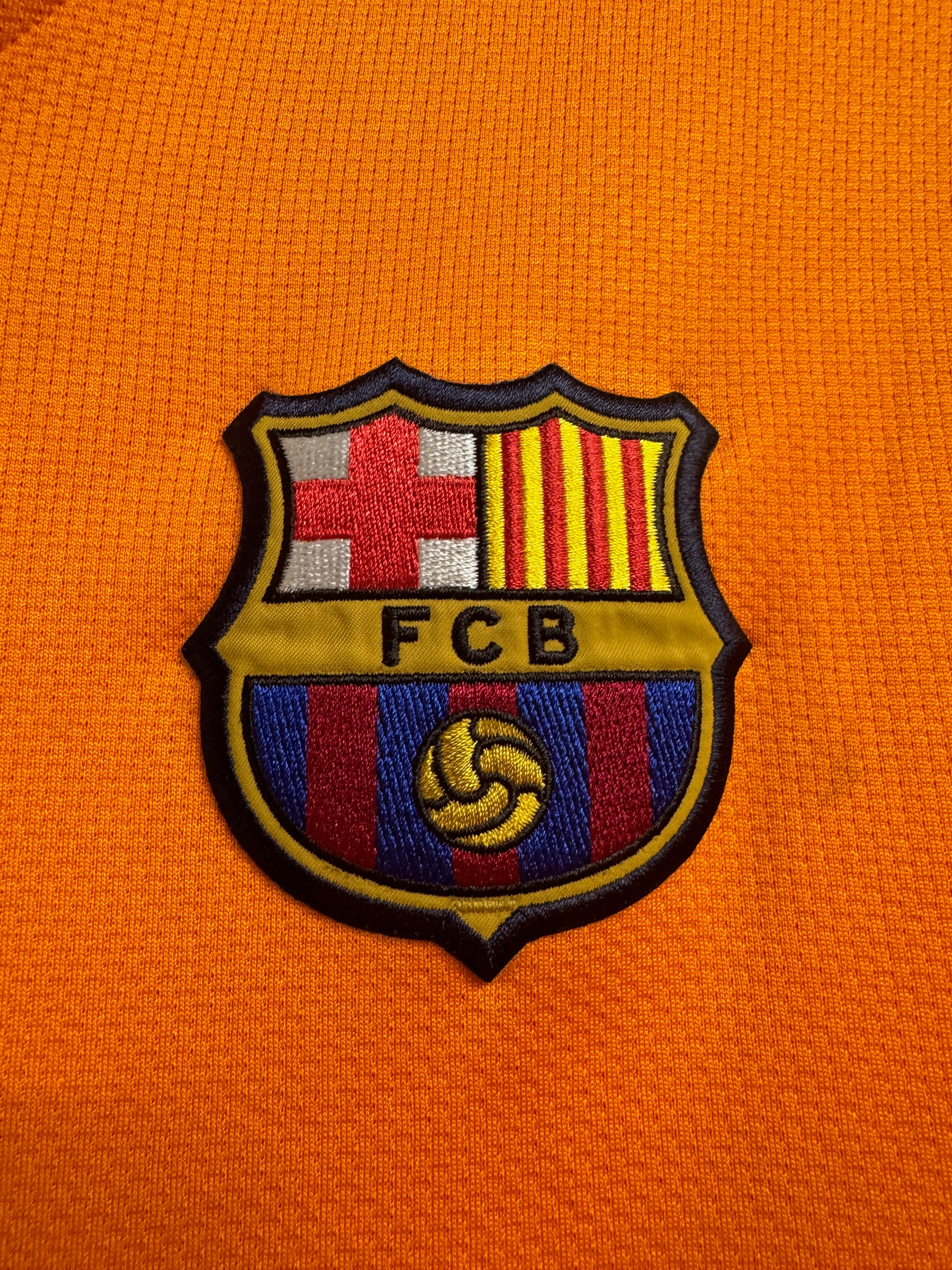Barcelona 2006/08 Ronaldinho #10 Away Shirt | Retro Screamers