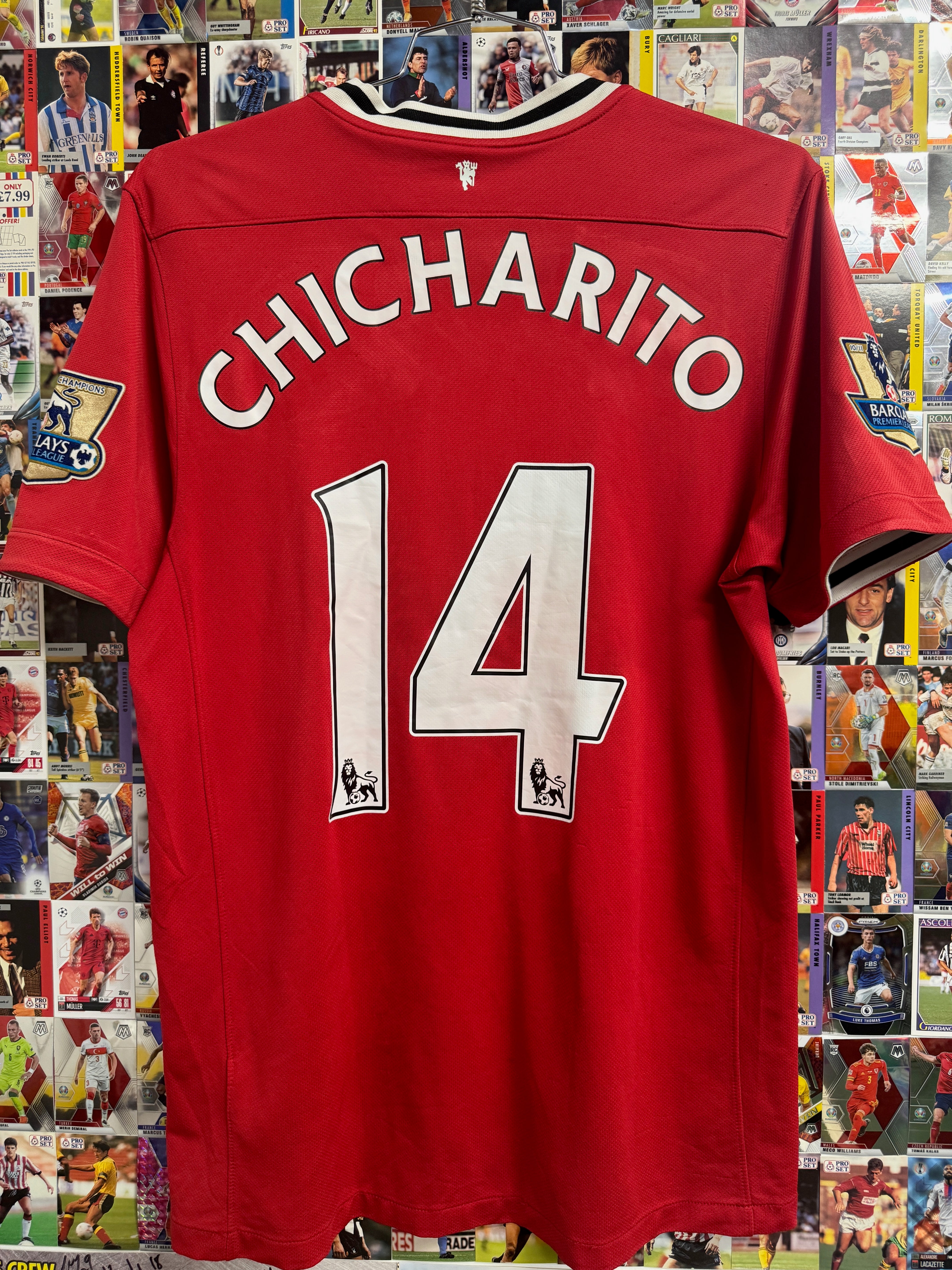 Manchester United 2011/12 Javier Chicharito Hernandez #14 Home Shirt | Retro Screamers