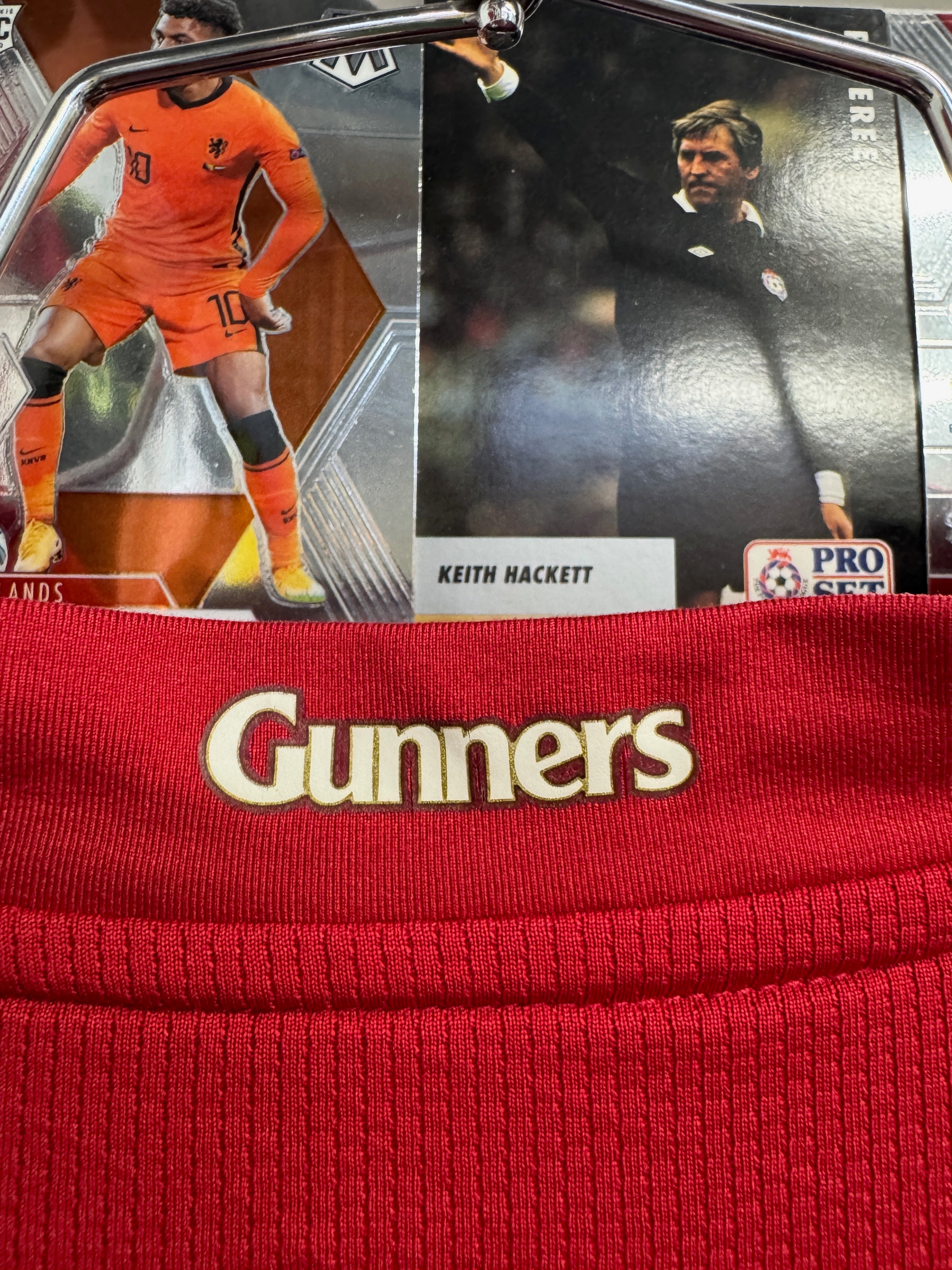 Arsenal 2008/09 Robin van Persie #11 Home Shirt | Retro Screamers