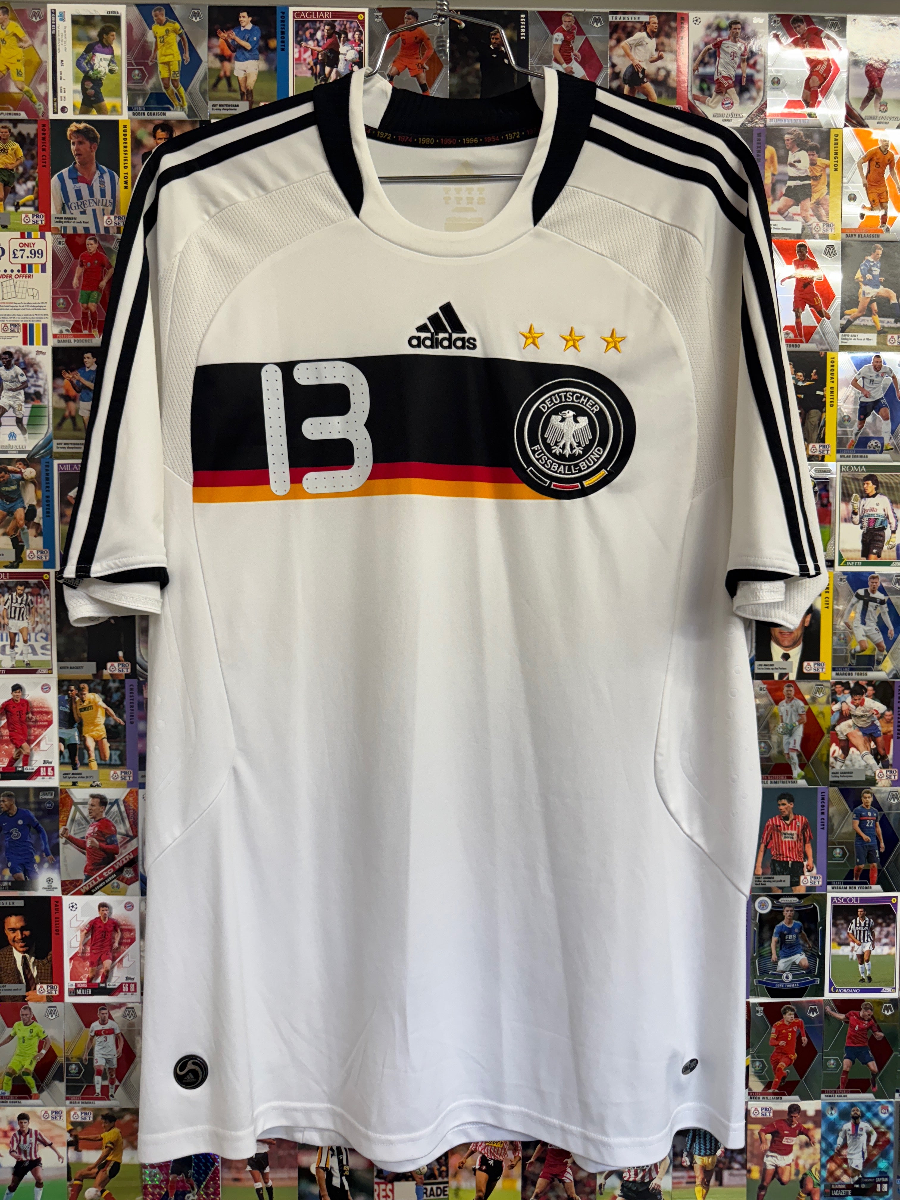 Germany 2009/10 Thomas Muller #13 Home Shirt | Retro Screamers