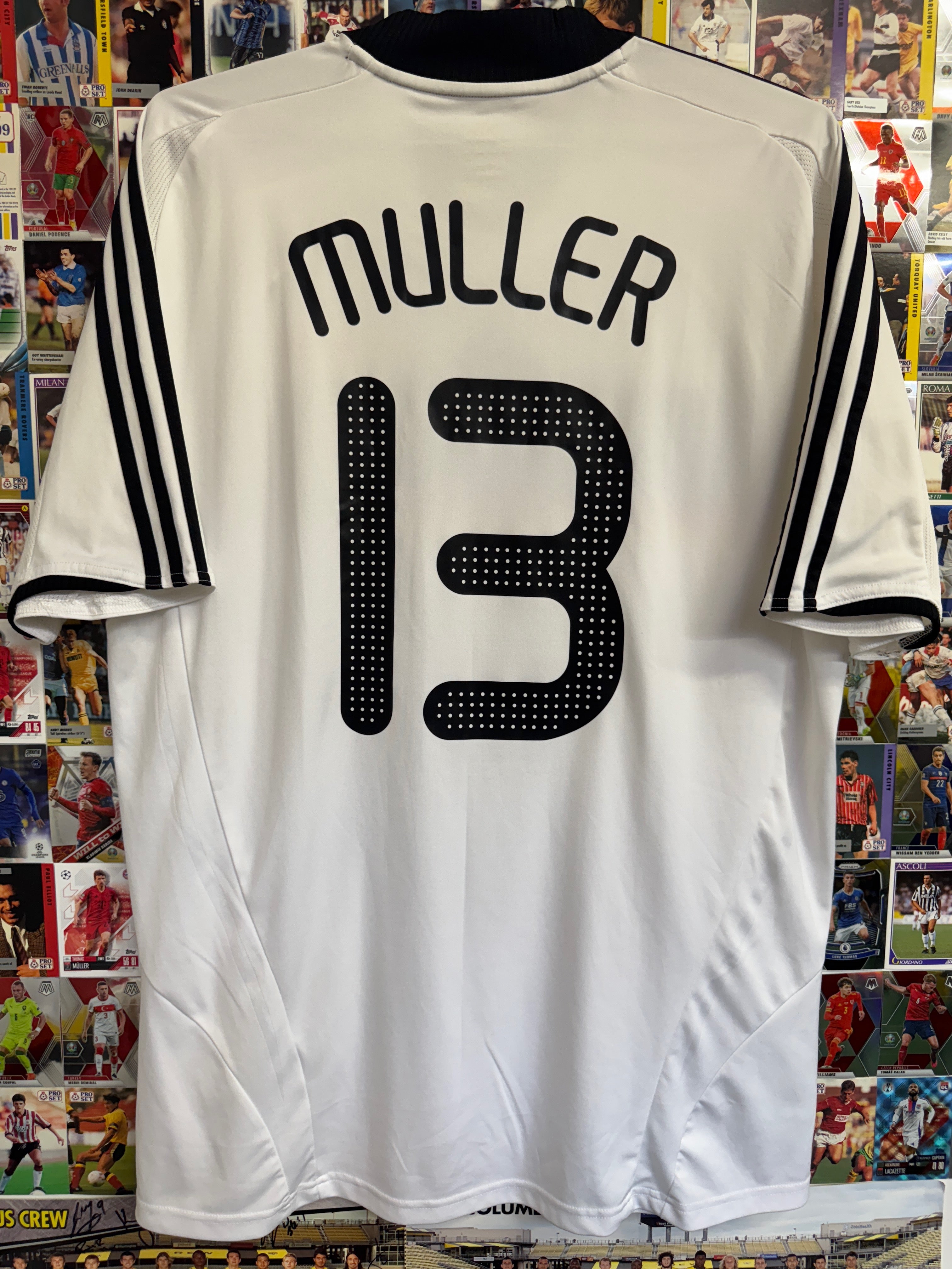 Germany 2009/10 Thomas Muller #13 Home Shirt | Retro Screamers
