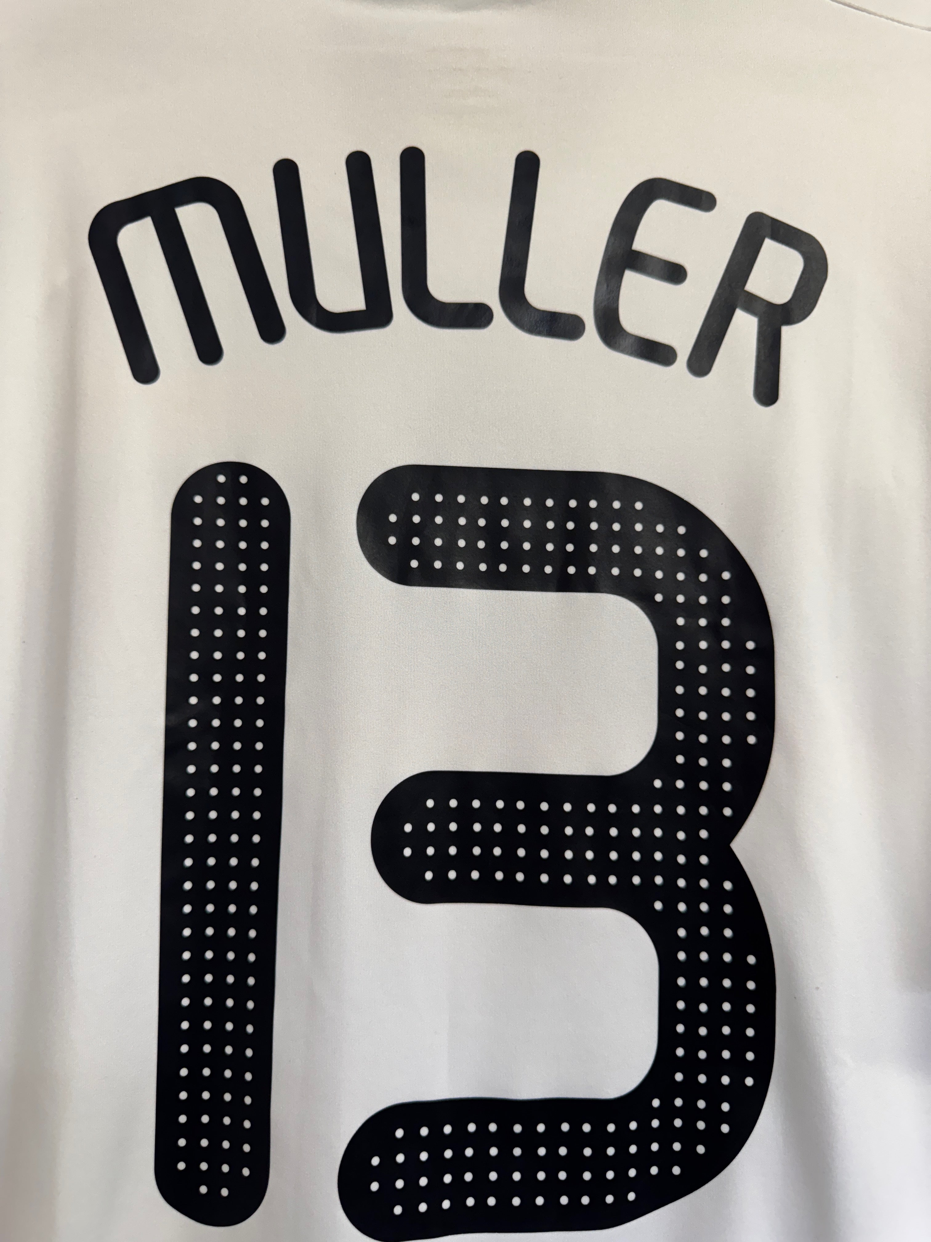Germany 2009/10 Thomas Muller #13 Home Shirt | Retro Screamers