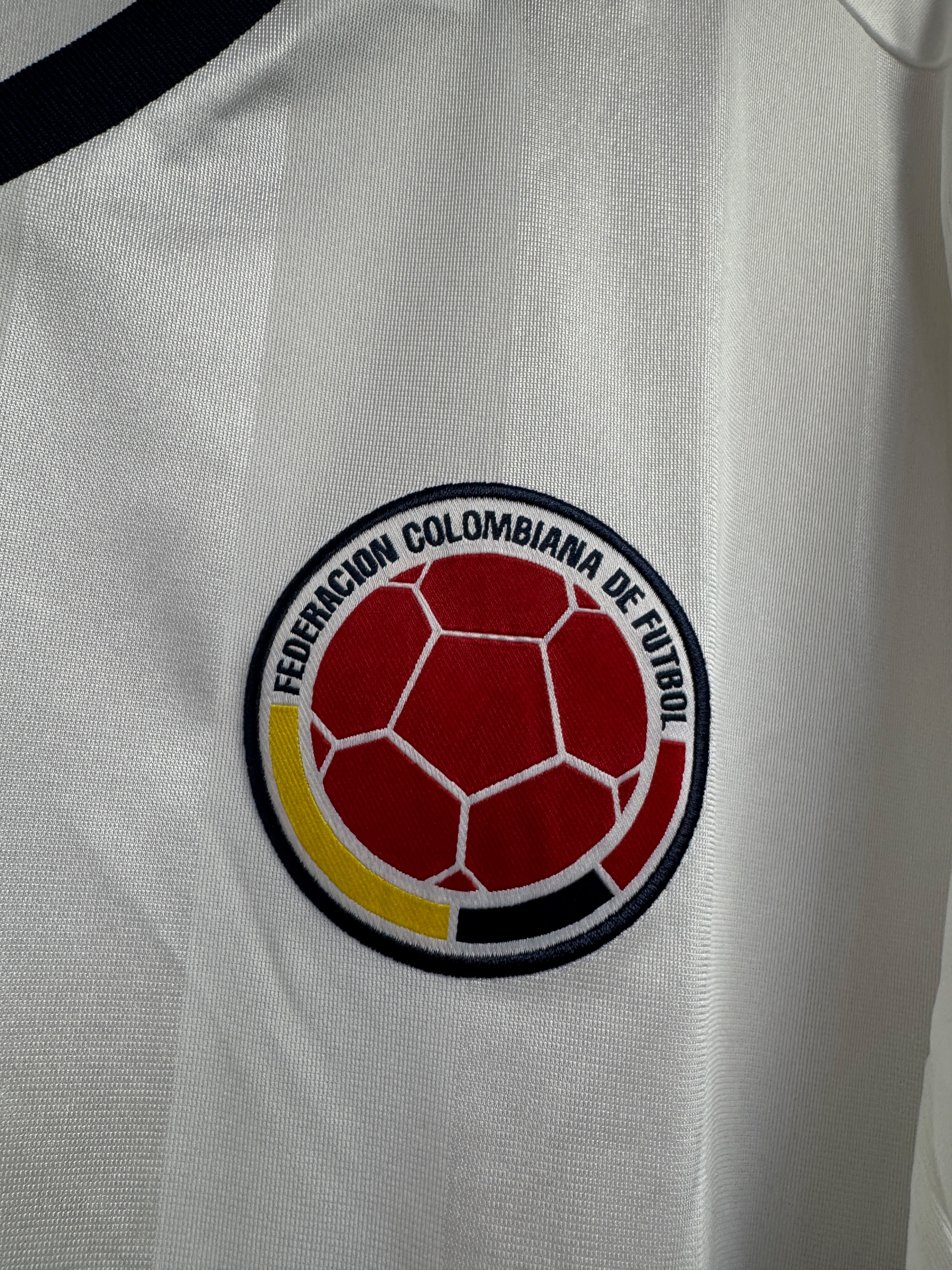 Colombia 2016/17 Home Longsleeve Shirt - XXL