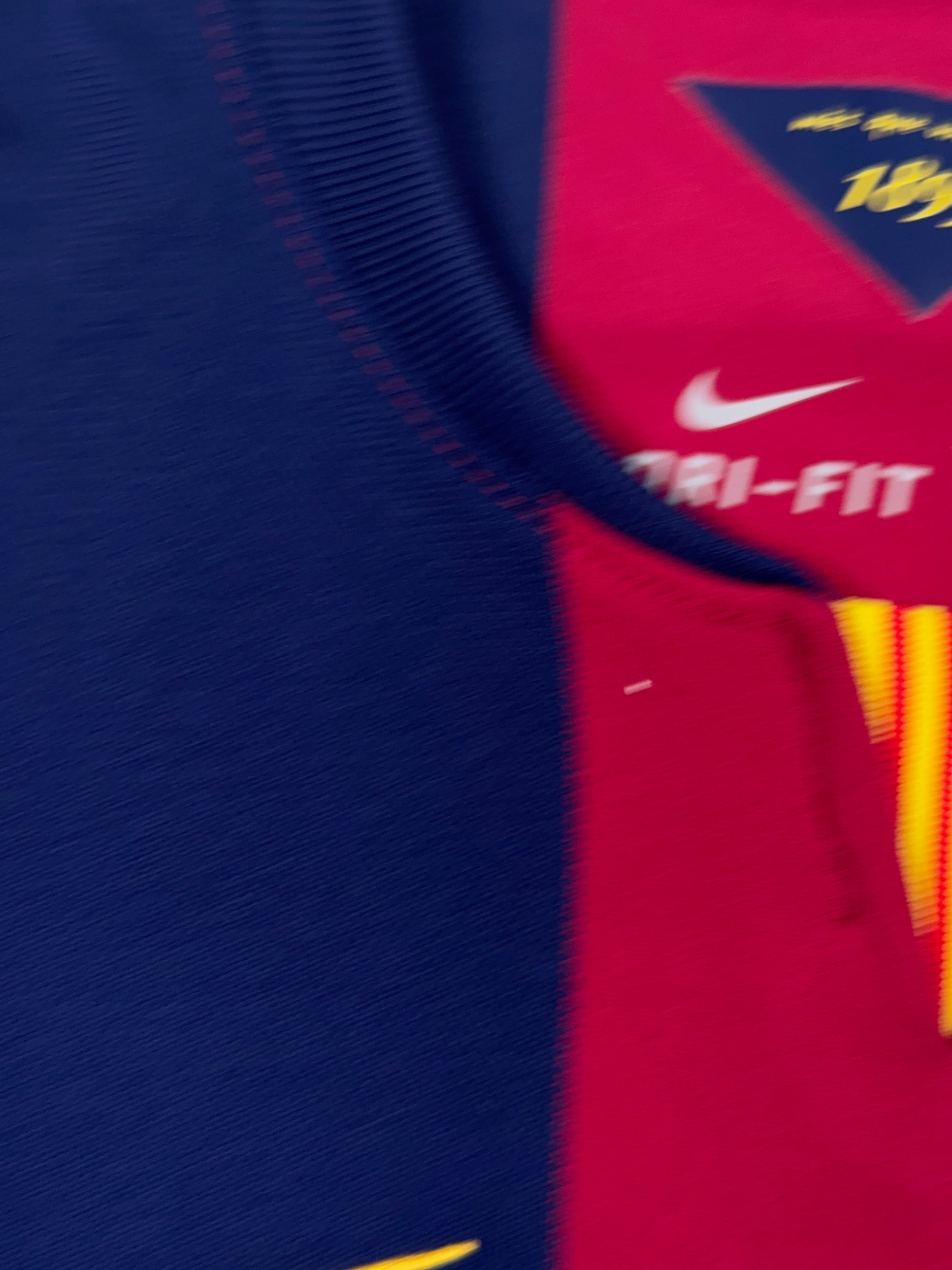Barcelona 2014/15 Ivan Rakitic #4 Home Shirt - M