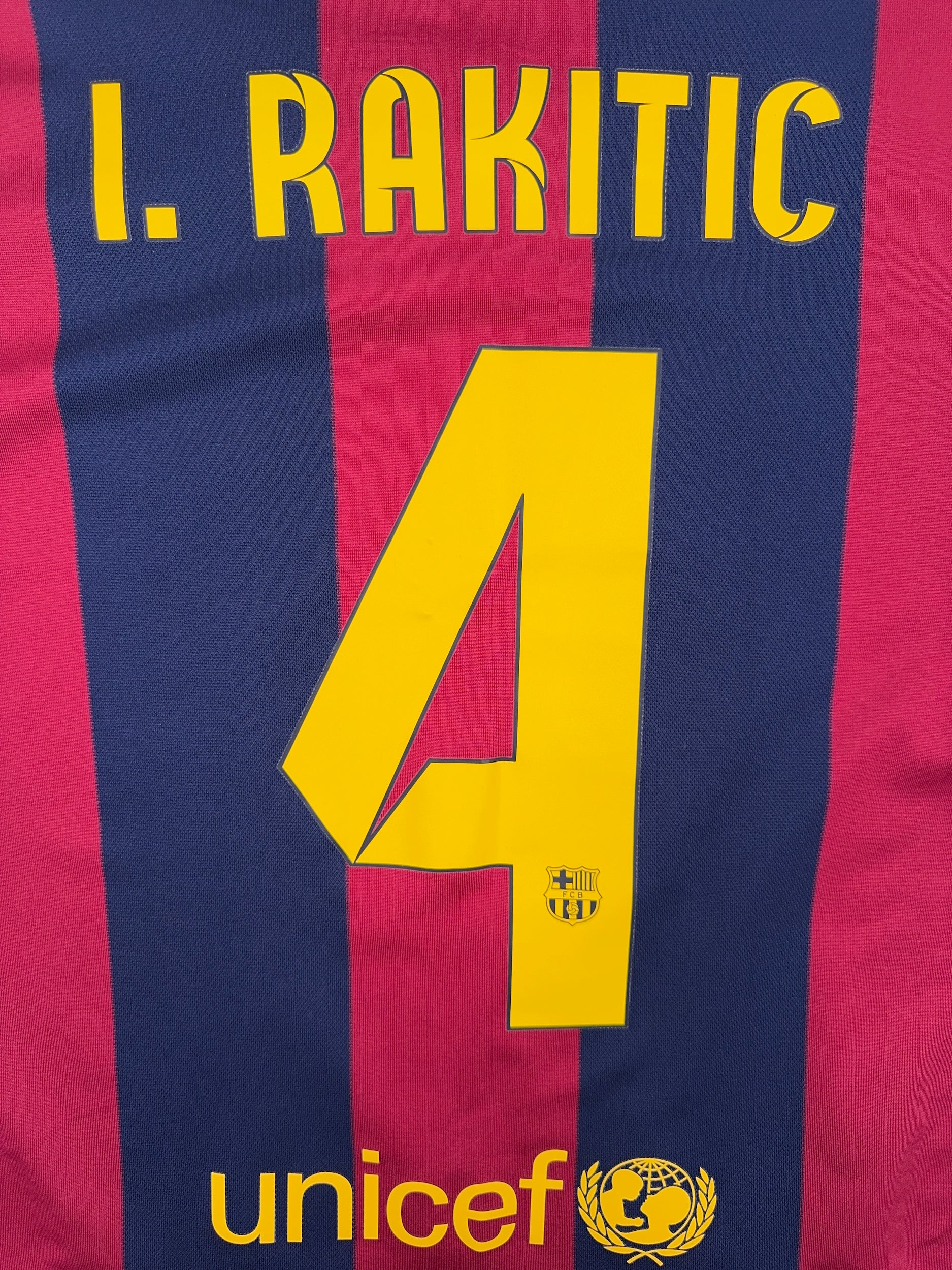 Barcelona 2014/15 Ivan Rakitic #4 Home Shirt - M