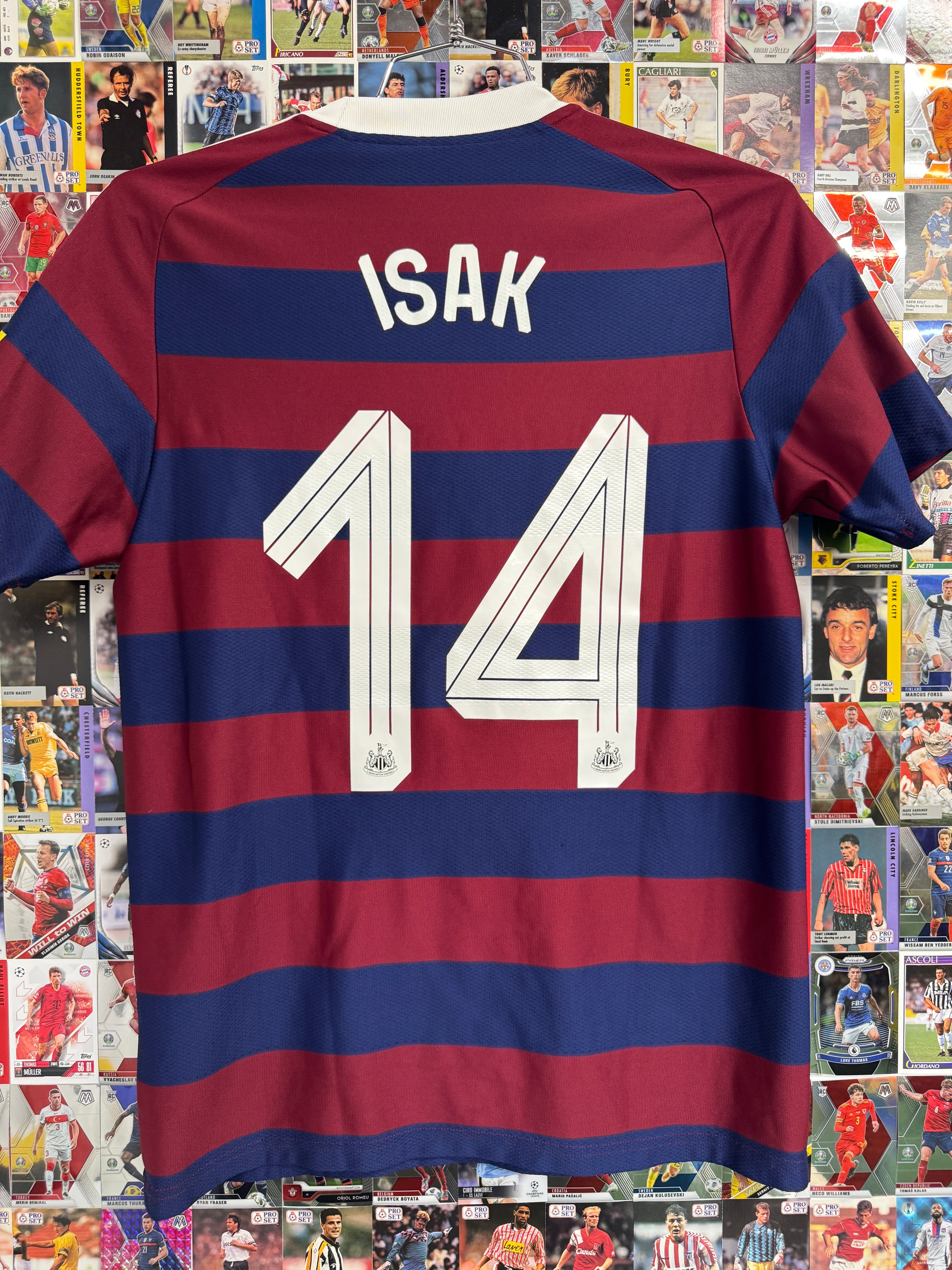 Newcastle United 2024/25 Alexander Isak #14 Away Shirt | Retro Screamers