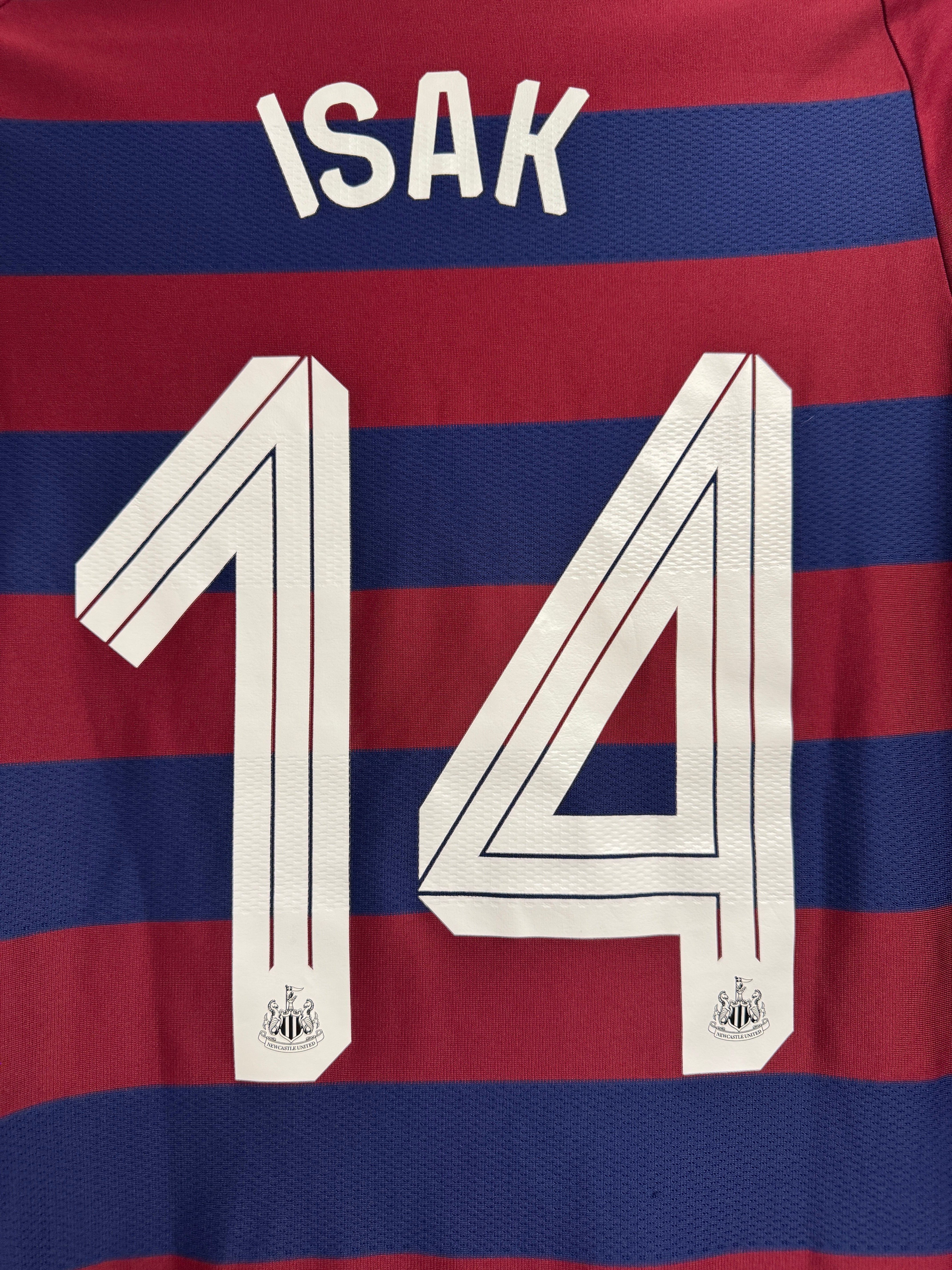 Newcastle United 2024/25 Alexander Isak #14 Away Shirt | Retro Screamers