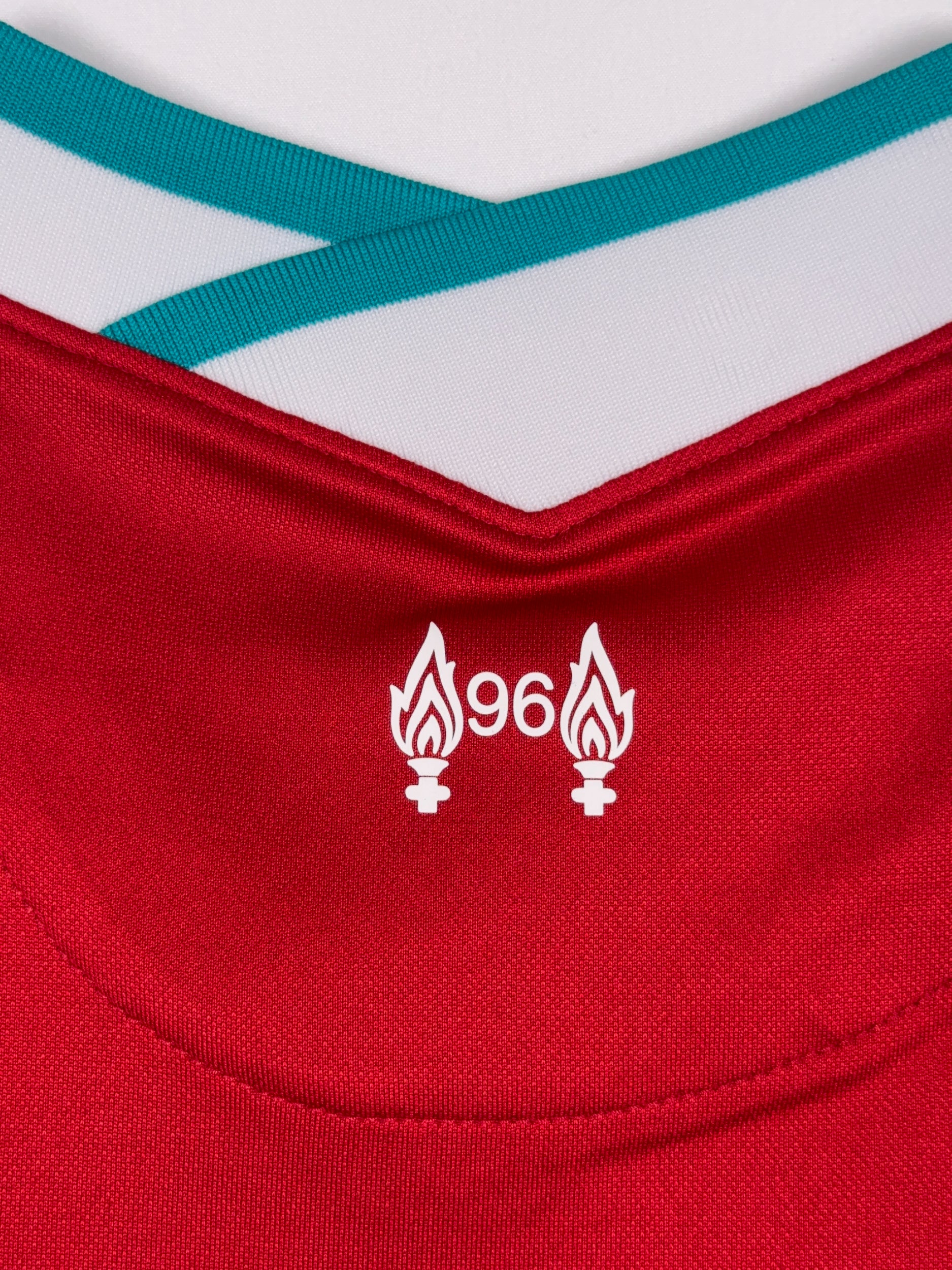 Liverpool 2024/25 Home Shirt - L
