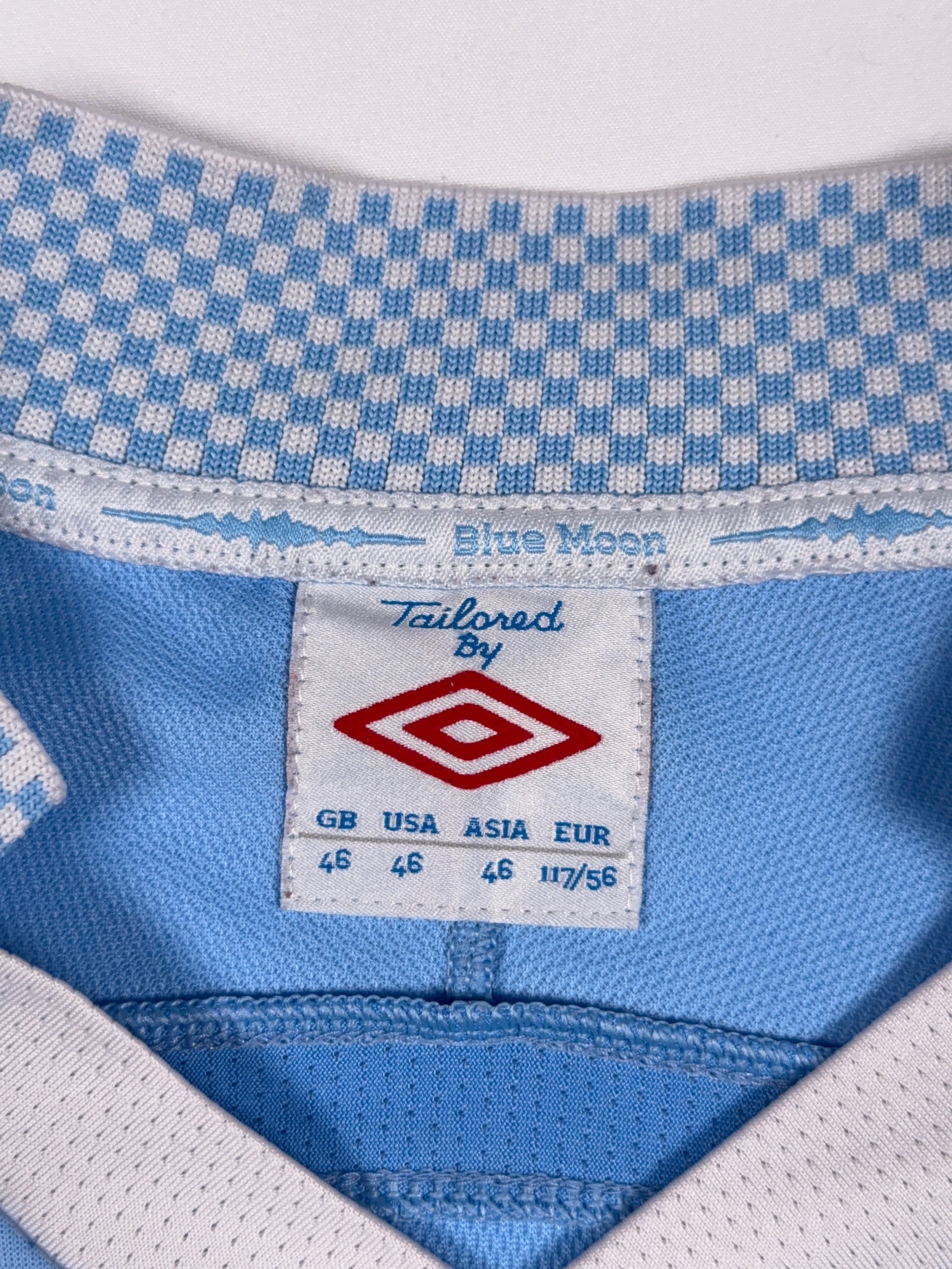 Manchester City 2011/12 Home Shirt - XL