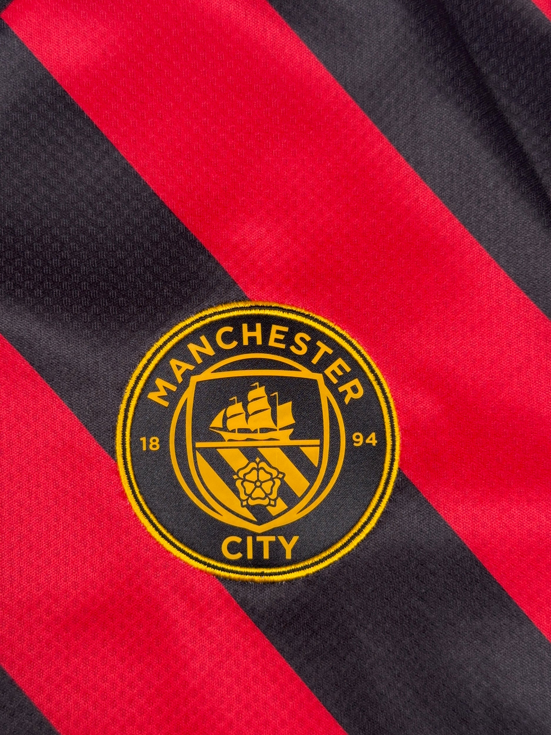 Manchester City 2022/23 Joao Cancelo #7 Away Shirt - M