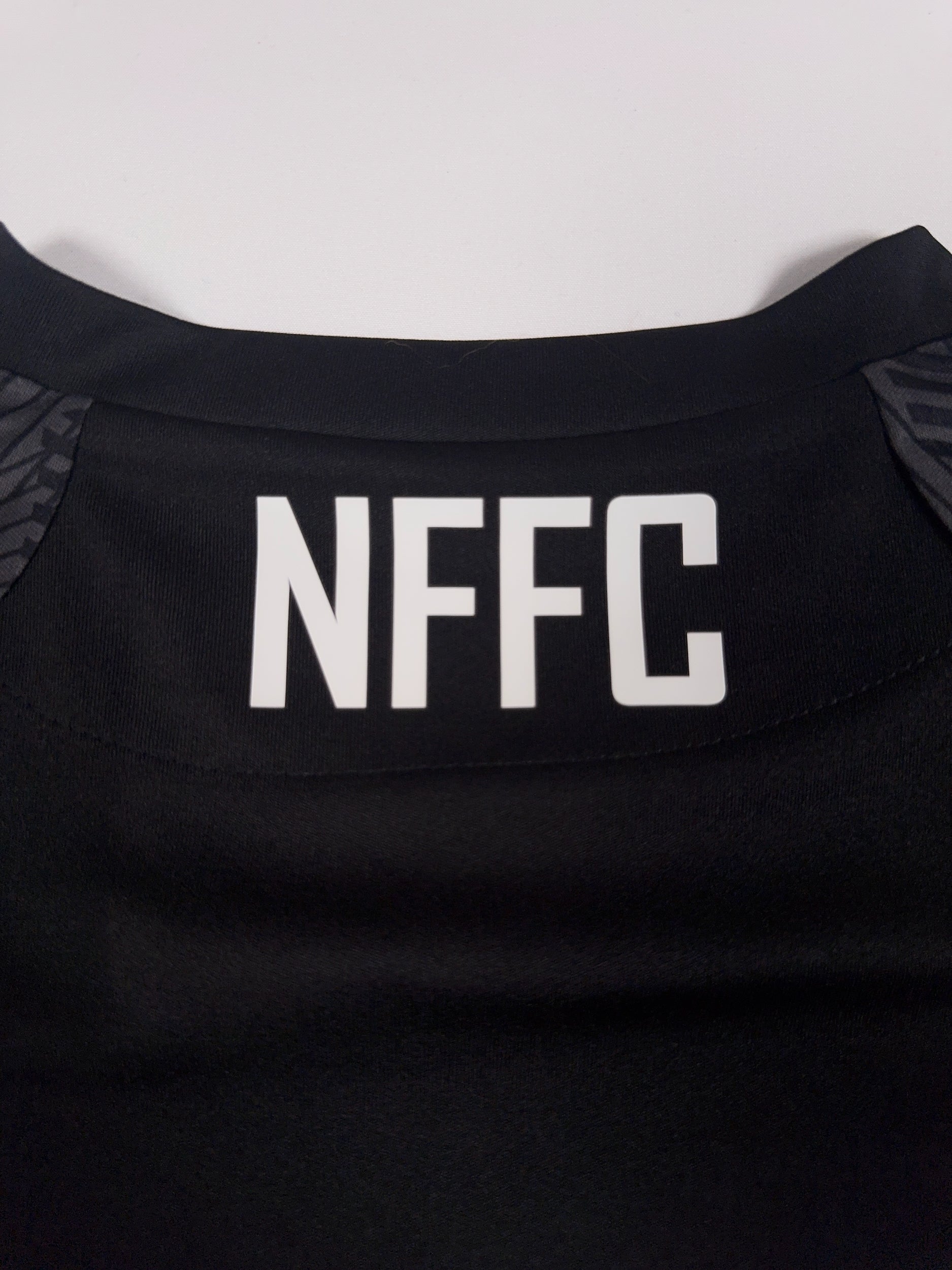 Nottingham Forest 2022/23 Training Shirt - L