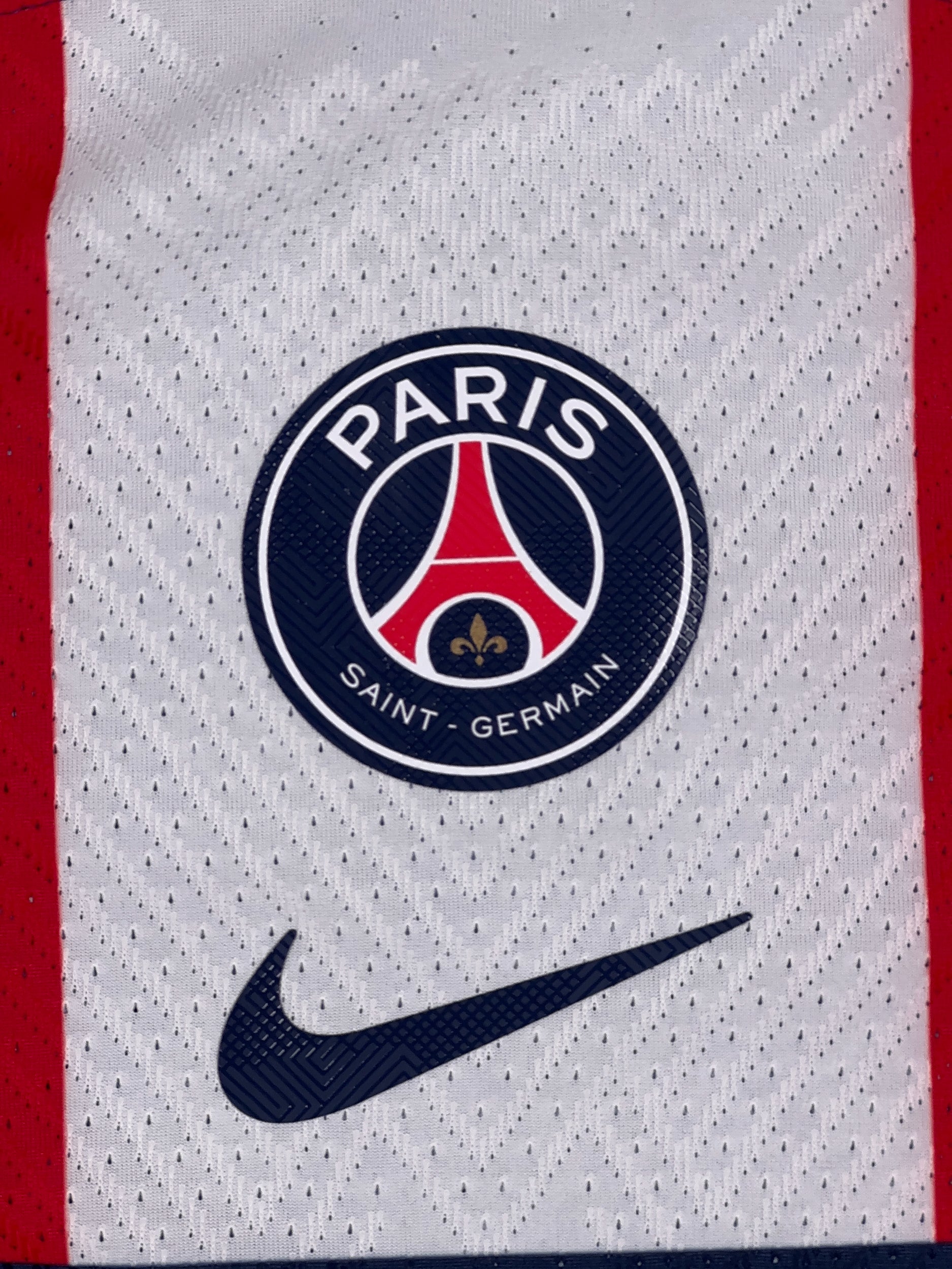 PSG 2022/23 Vaporknit Home Shirt - S