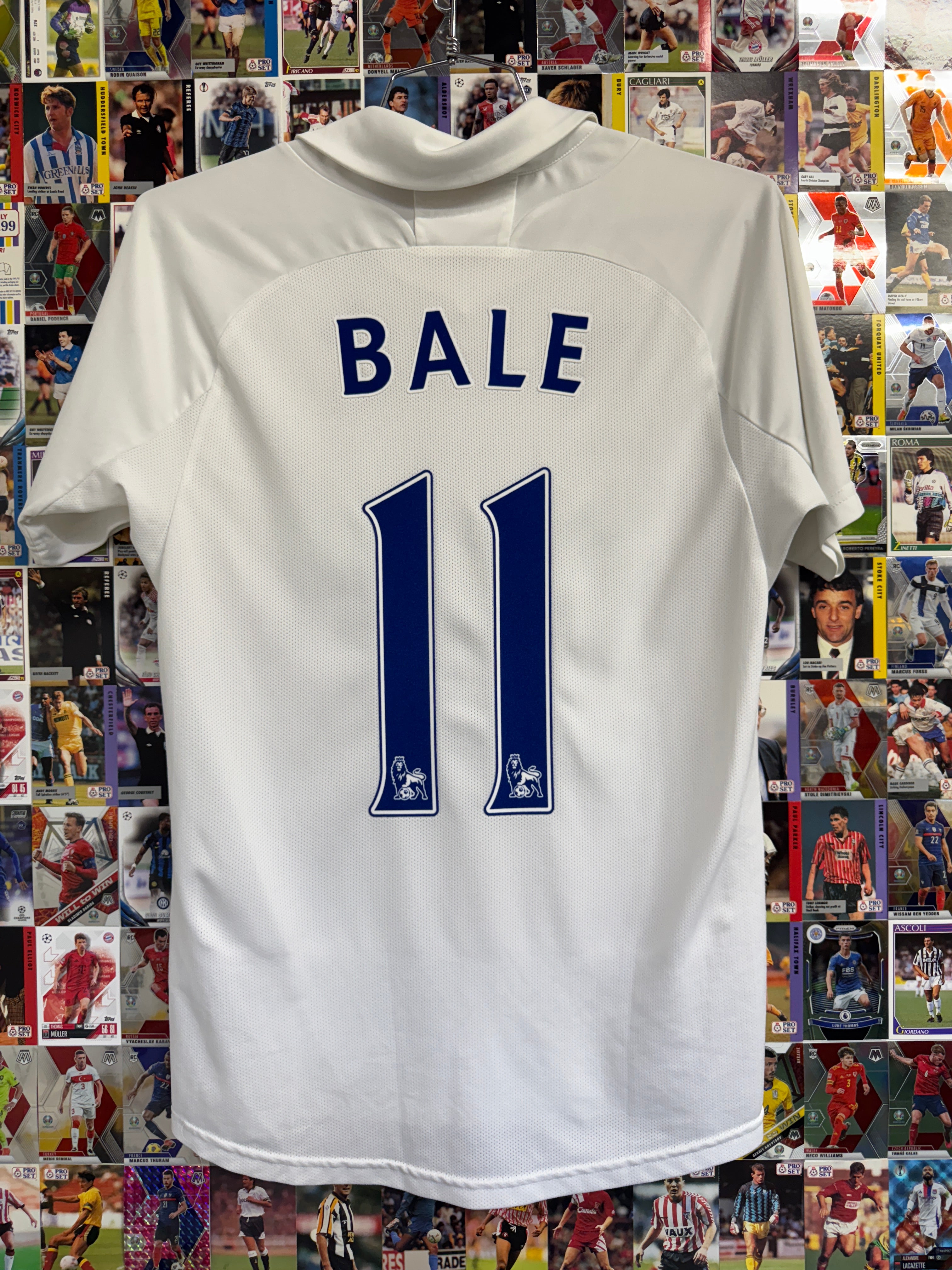 Tottenham Hotspur 2011/12 Gareth Bale #11 Home Shirt | Retro Screamers