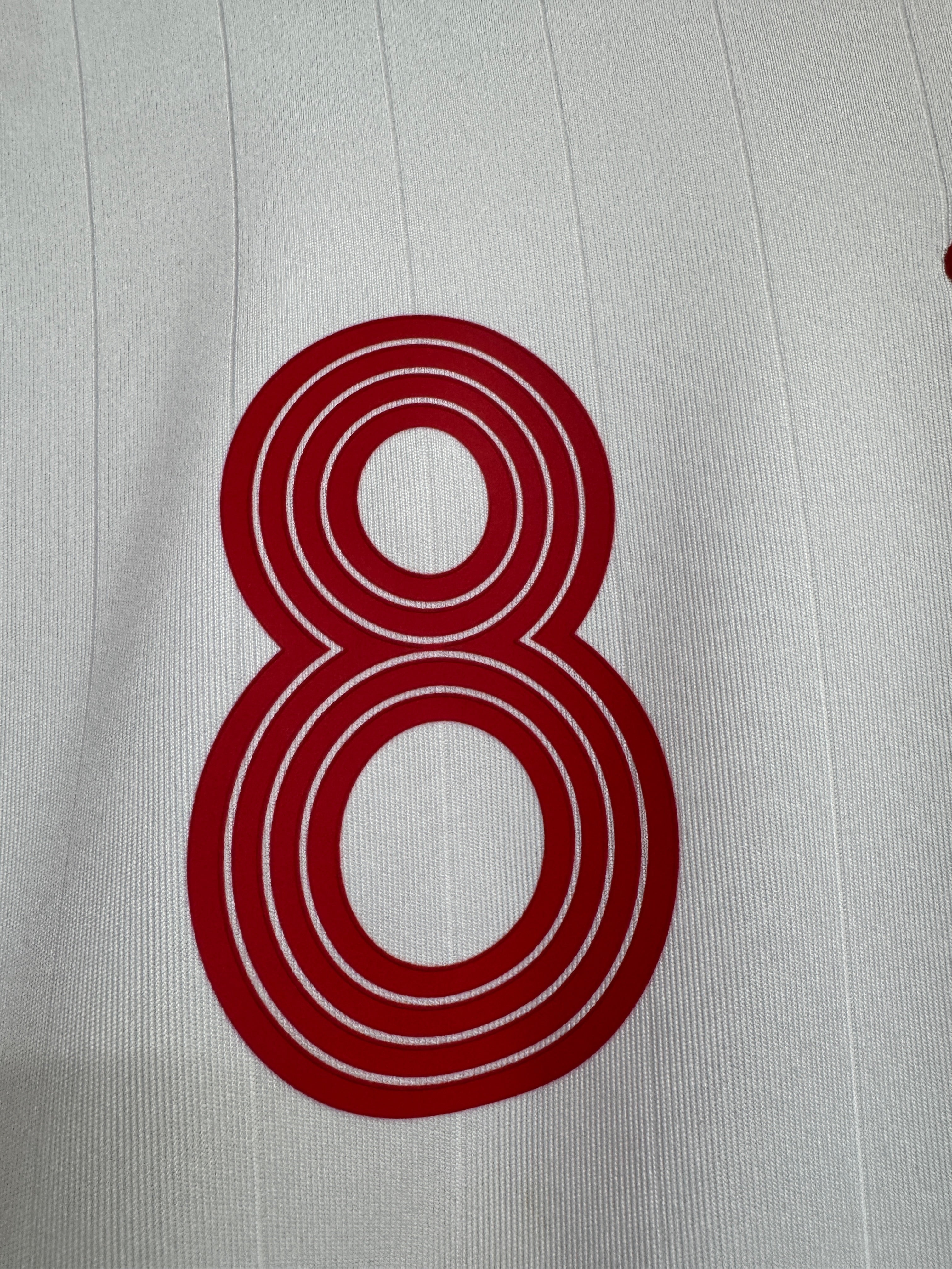 Spain 2006/07 Xavi #8 Away Shirt | Retro Screamers