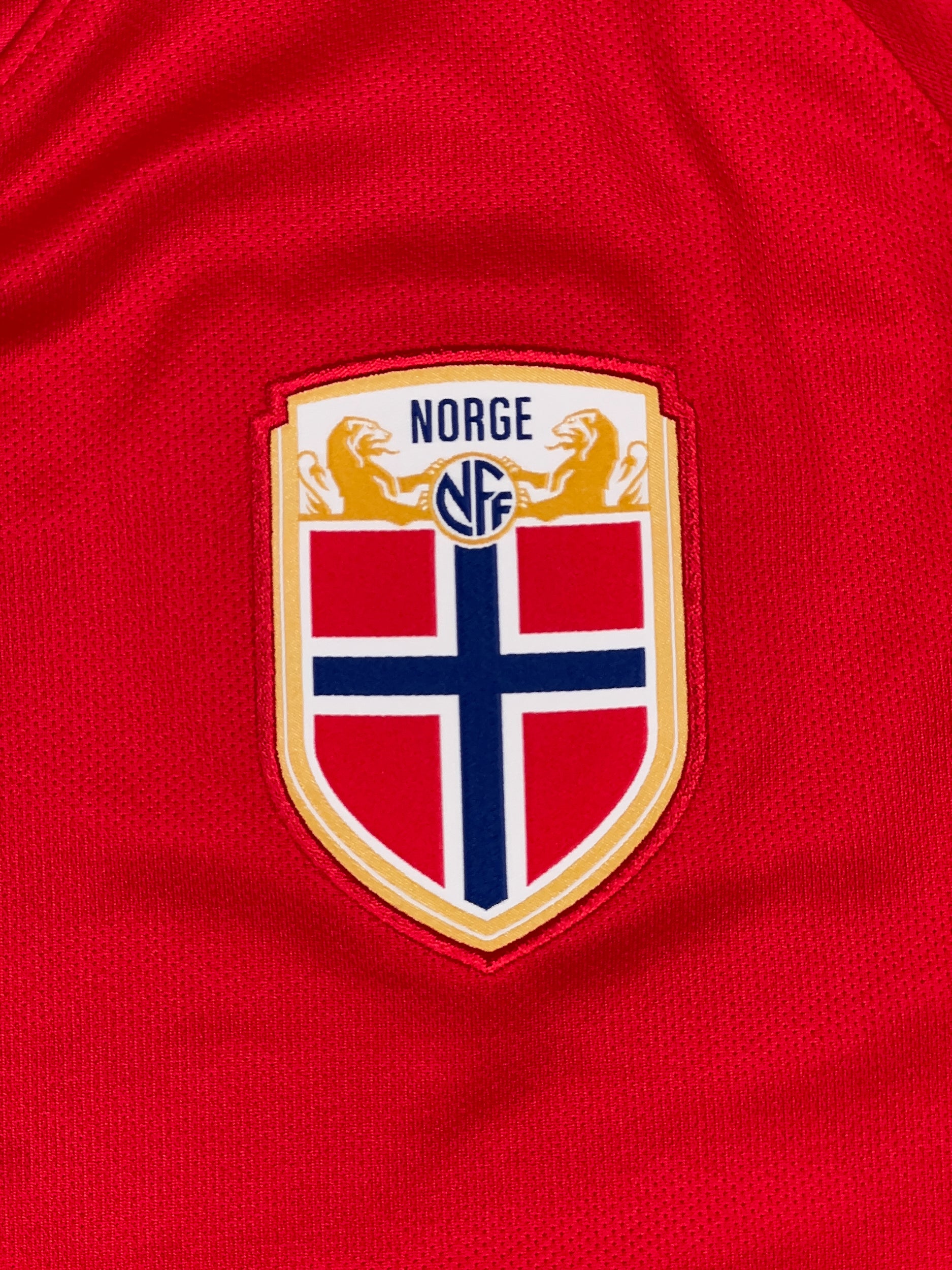 Norway 2016/17 Home Shirt - L