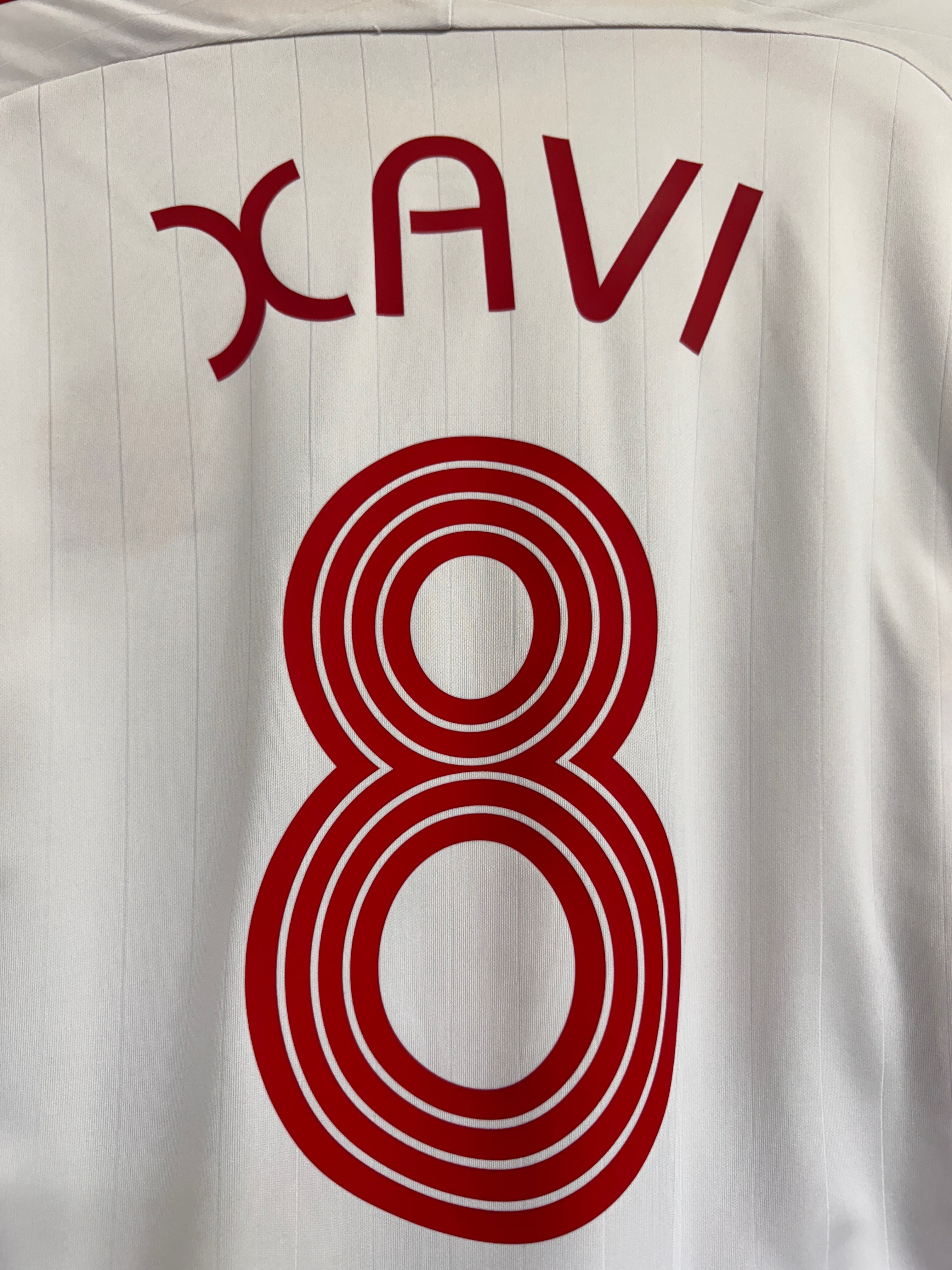 Spain 2006/07 Xavi #8 Away Shirt | Retro Screamers