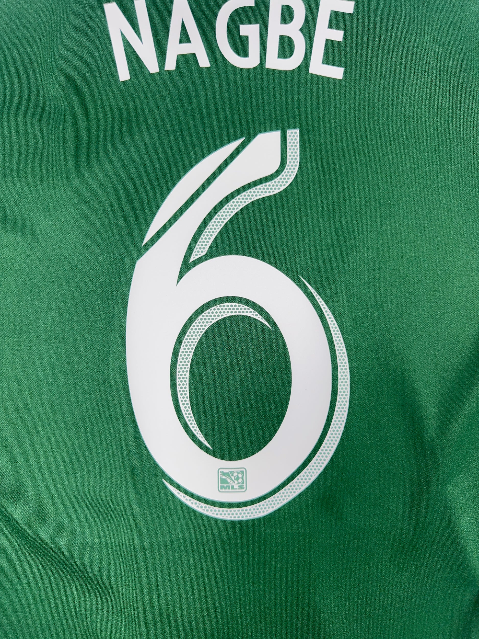 Portland Timbers 2011/12 Darlington Nagbe #6 Home Shirt - XL