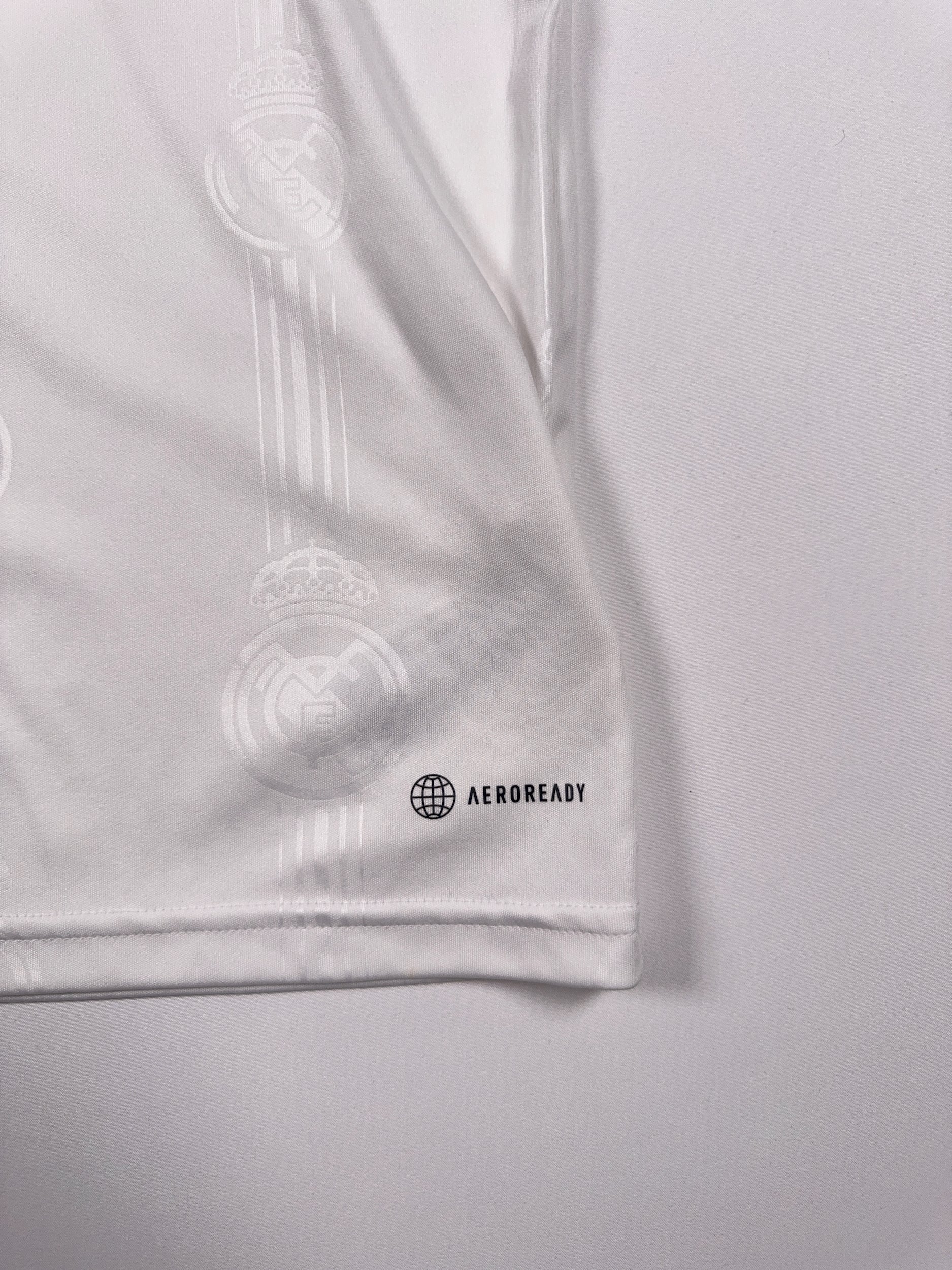 Real Madrid 2022/23 Home Shirt - XXL