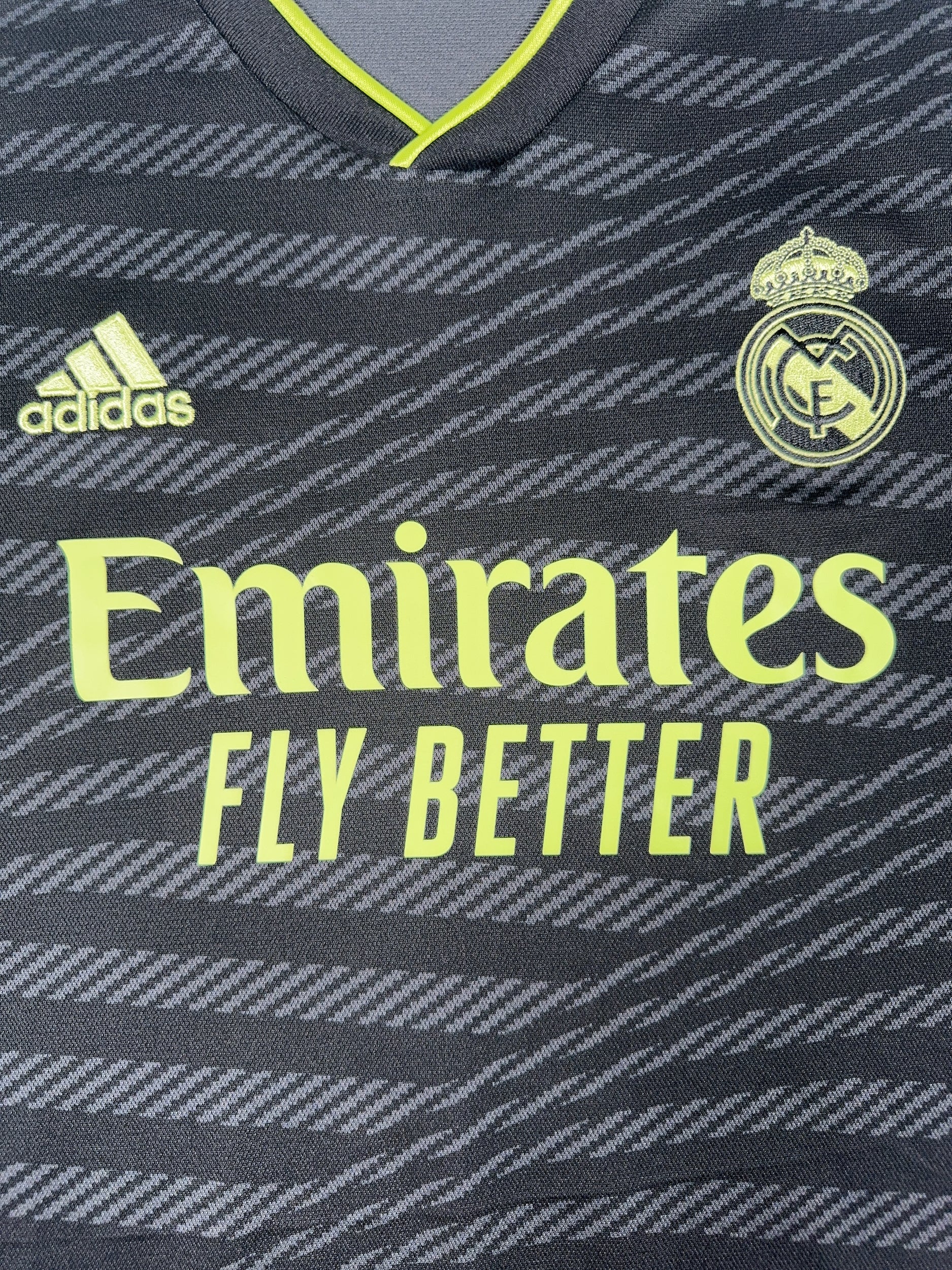 Real Madrid 2022/23 Third Shirt - L