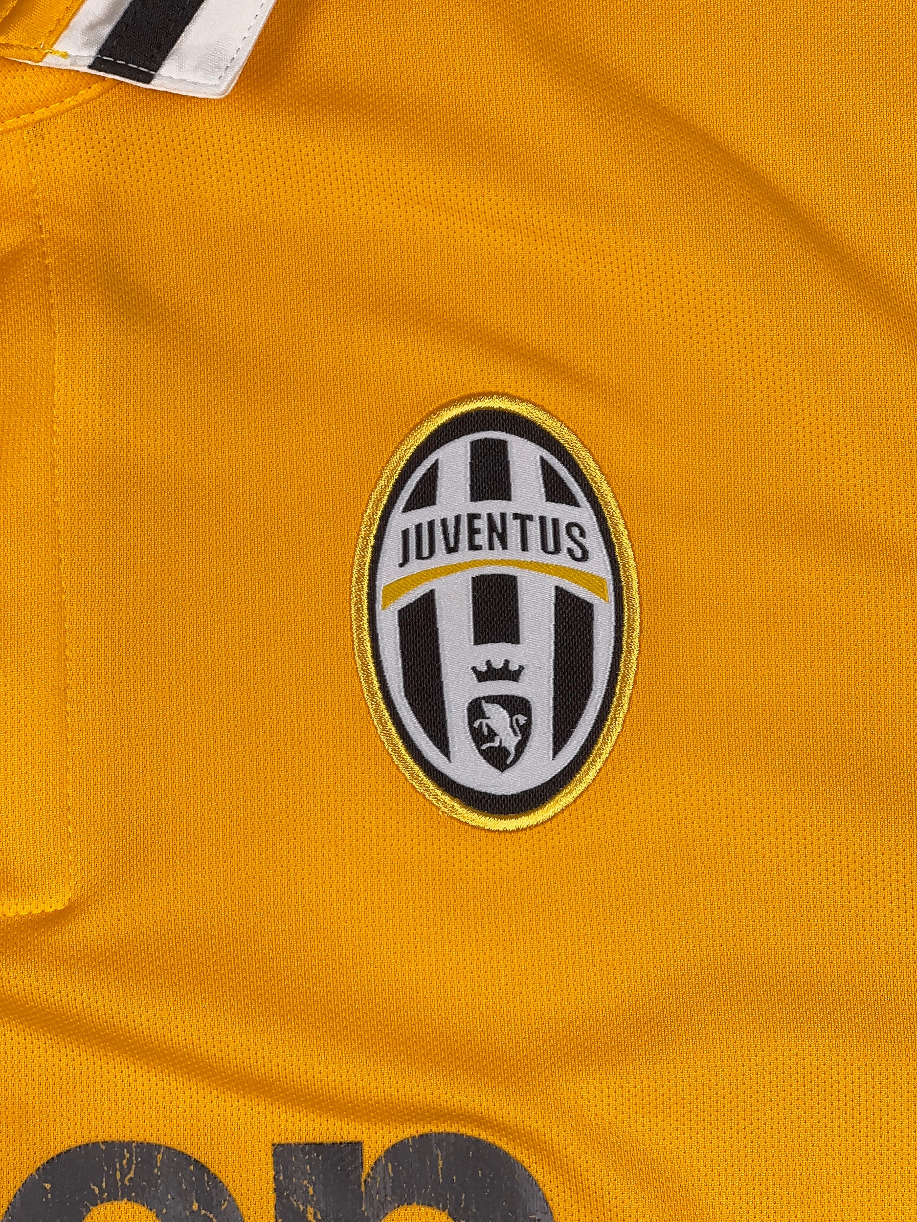 Juventus 2013/14 Away Shirt - L