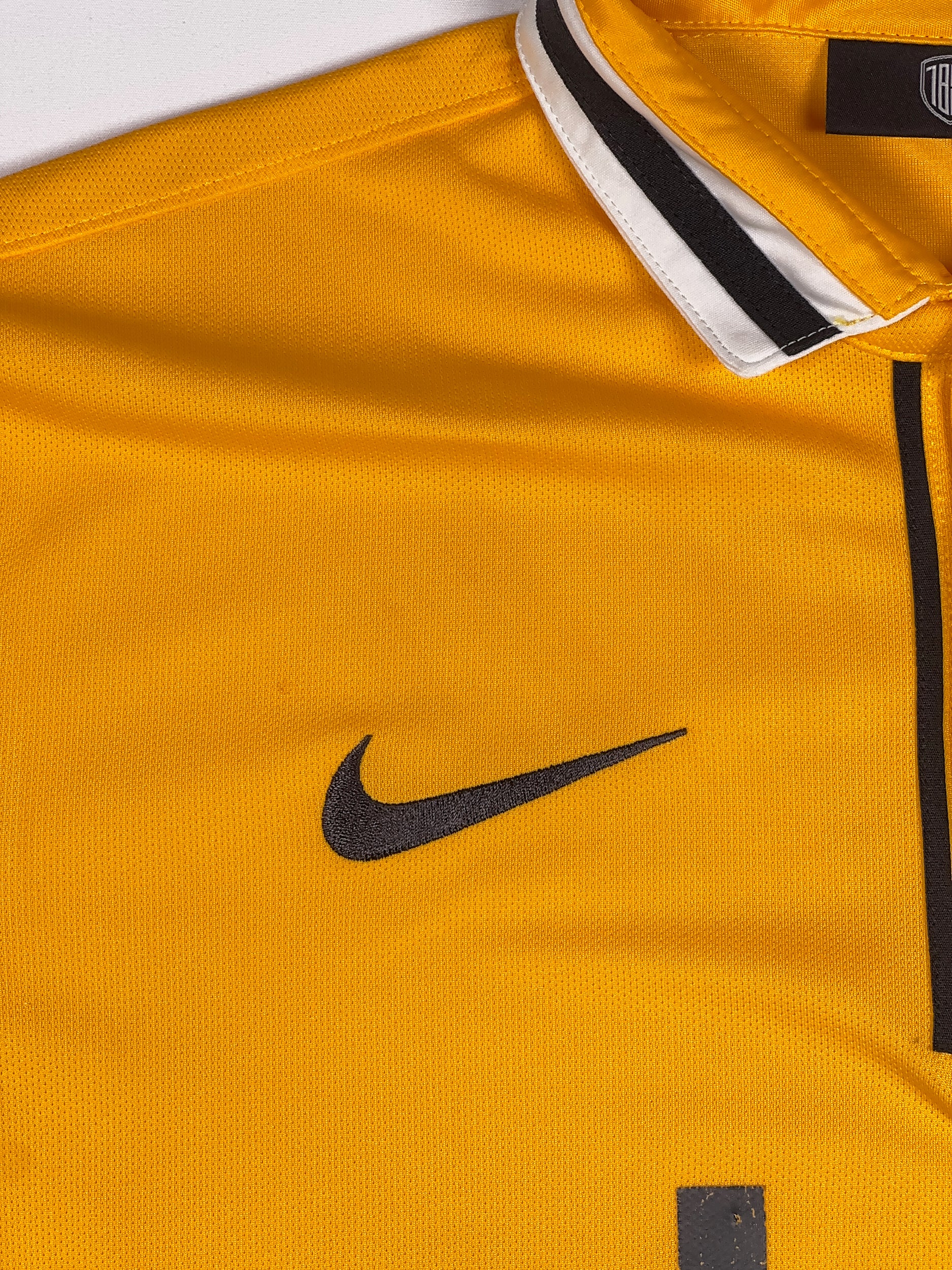 Juventus 2013/14 Away Shirt - L