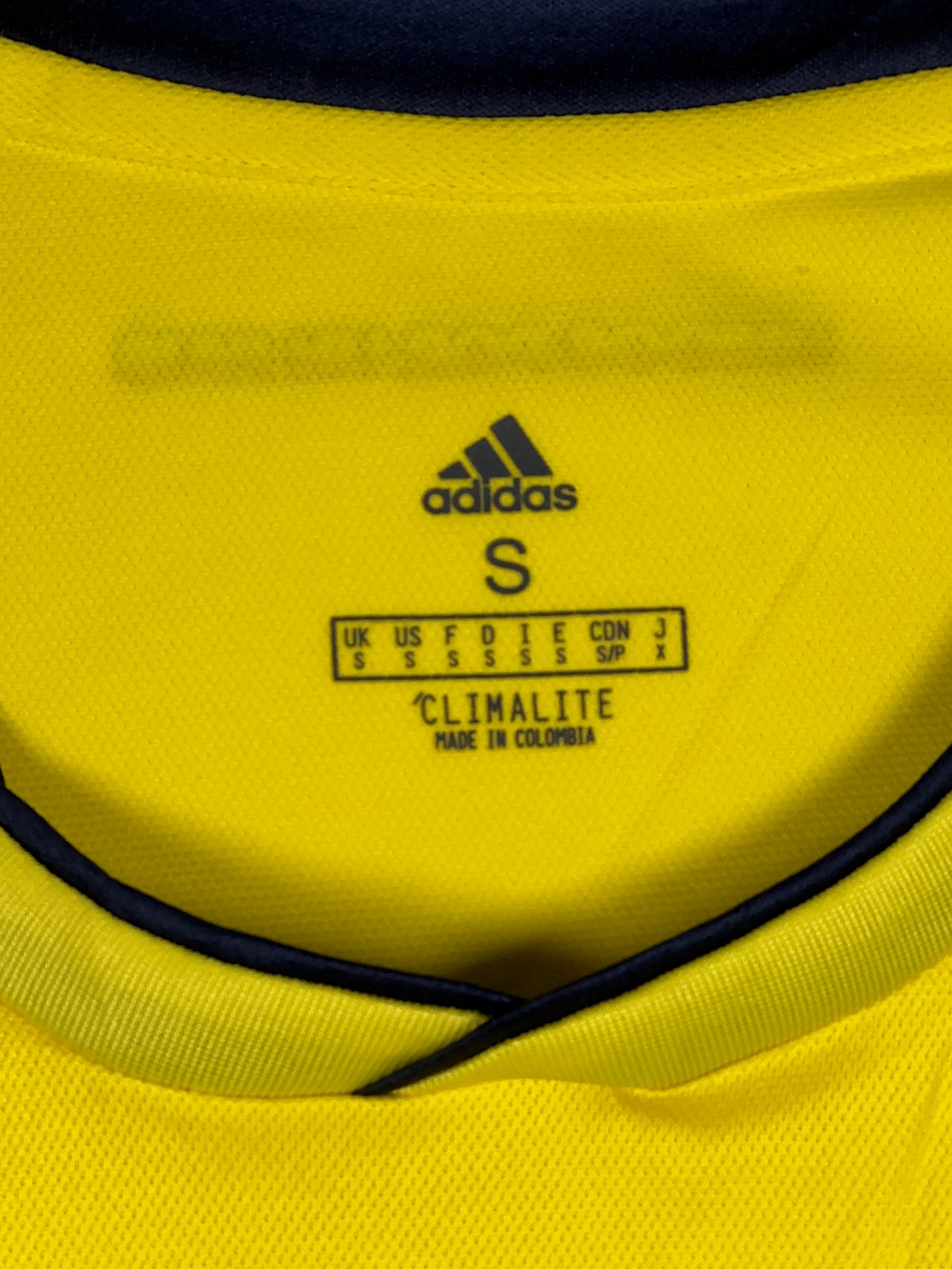 Colombia 2018/19 Home Shirt - S