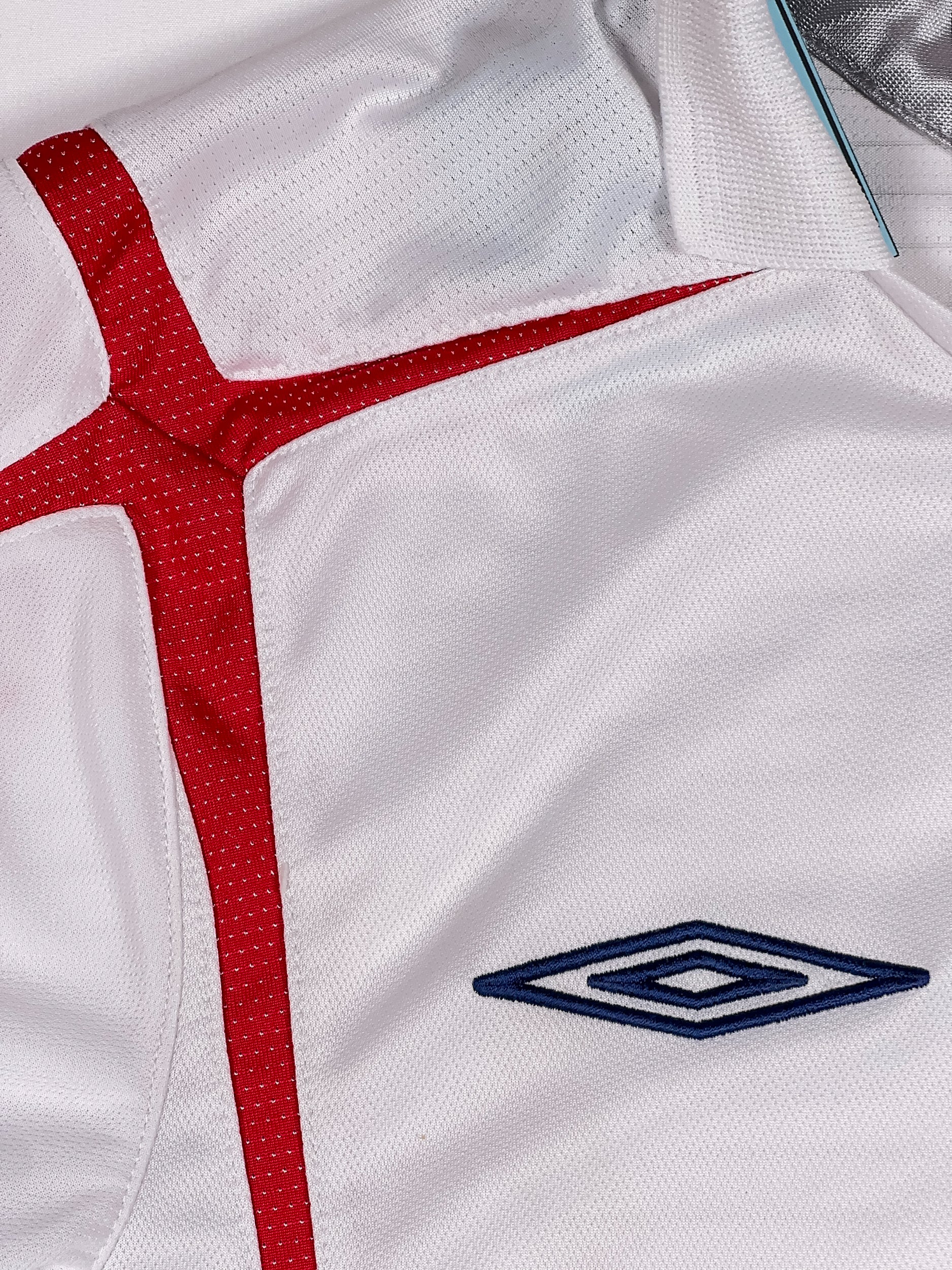 England 2006/07 Home Shirt - L