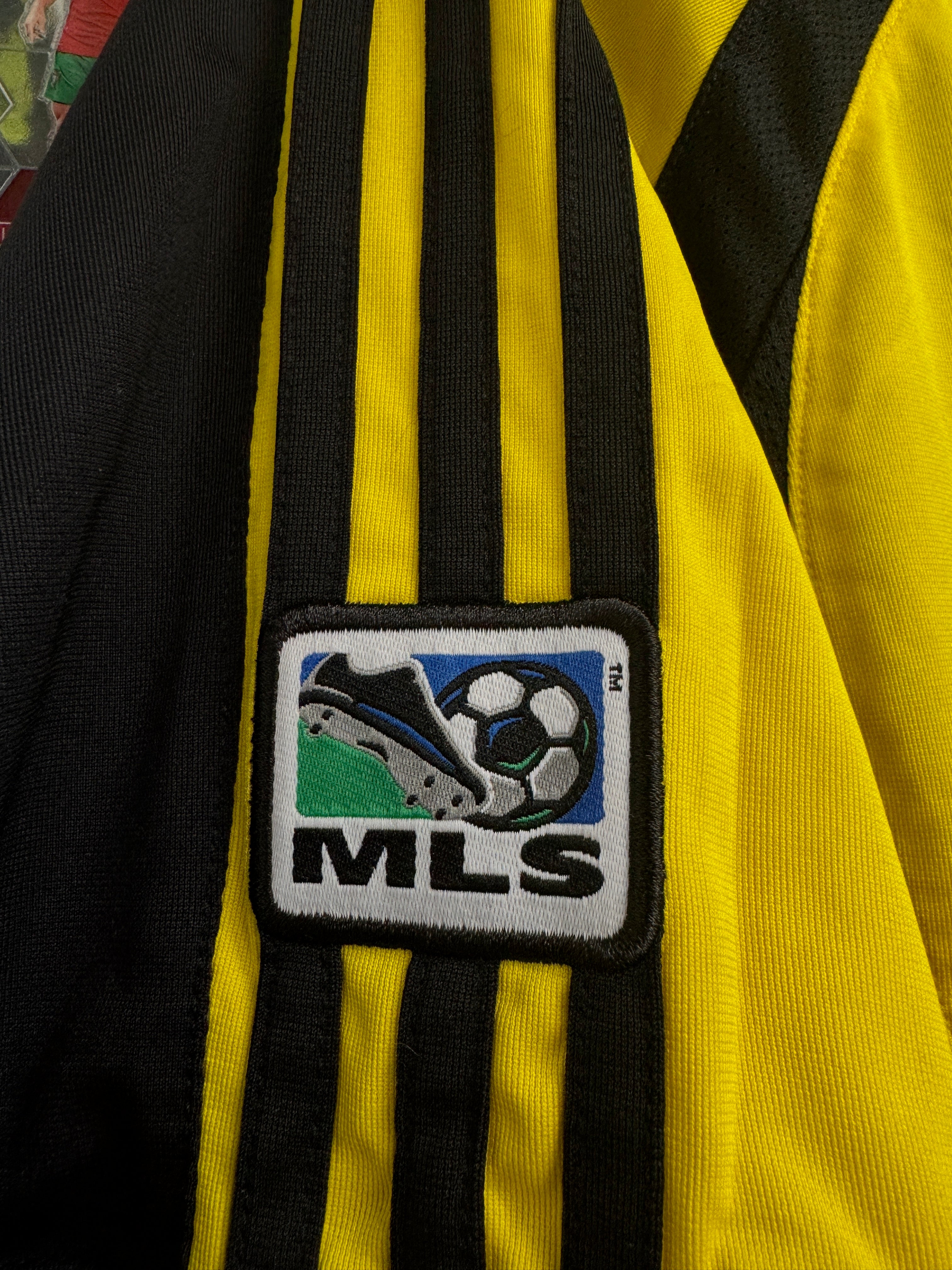 Columbus Crew 2005/06 Training Shirt | Retro Screamers